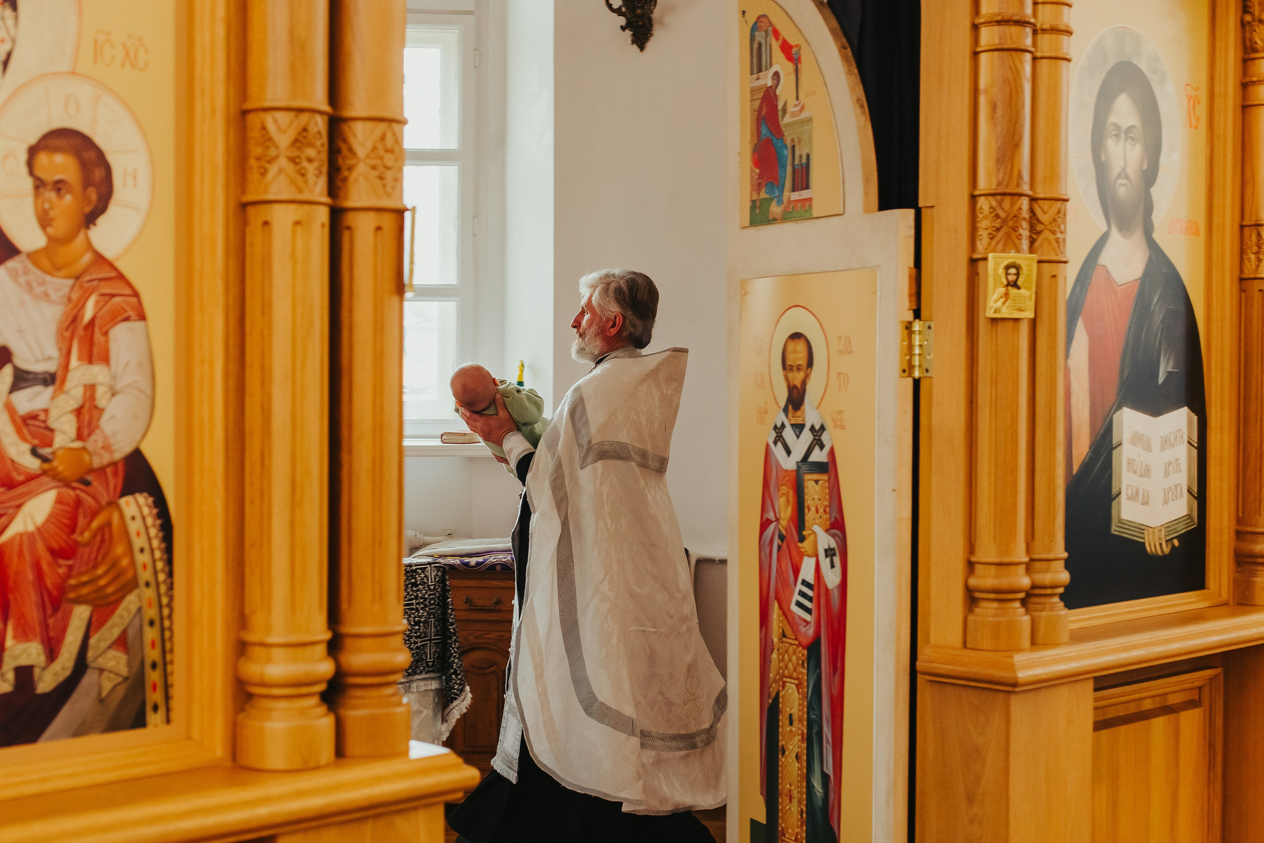 Фотосъемка крещения ребенка. Фотограф новорожденных и детский в Сергиевом Посаде Кругликова Юлия