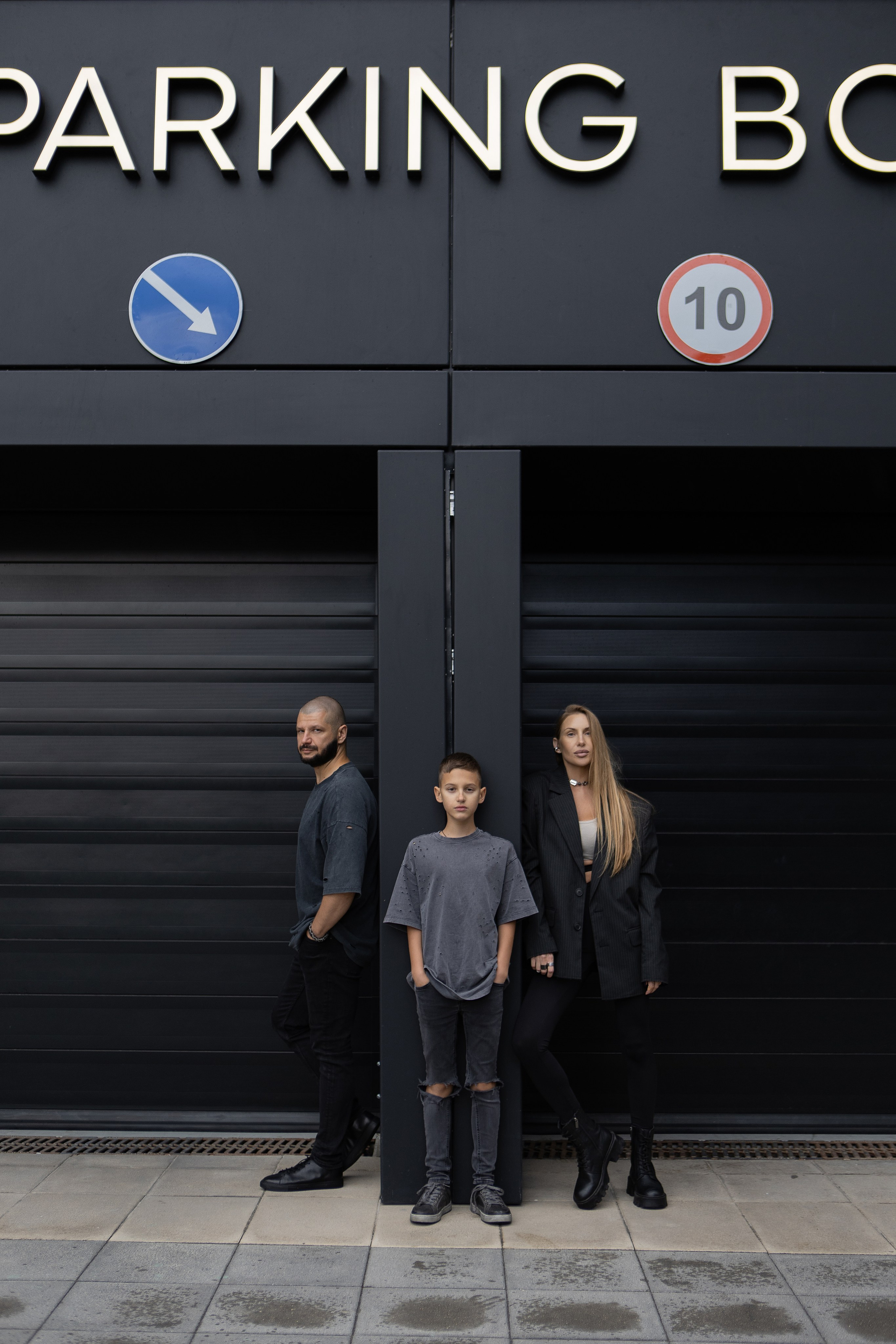 Семейная фотосессия в городе. Фотограф в Москве Таша Логинова