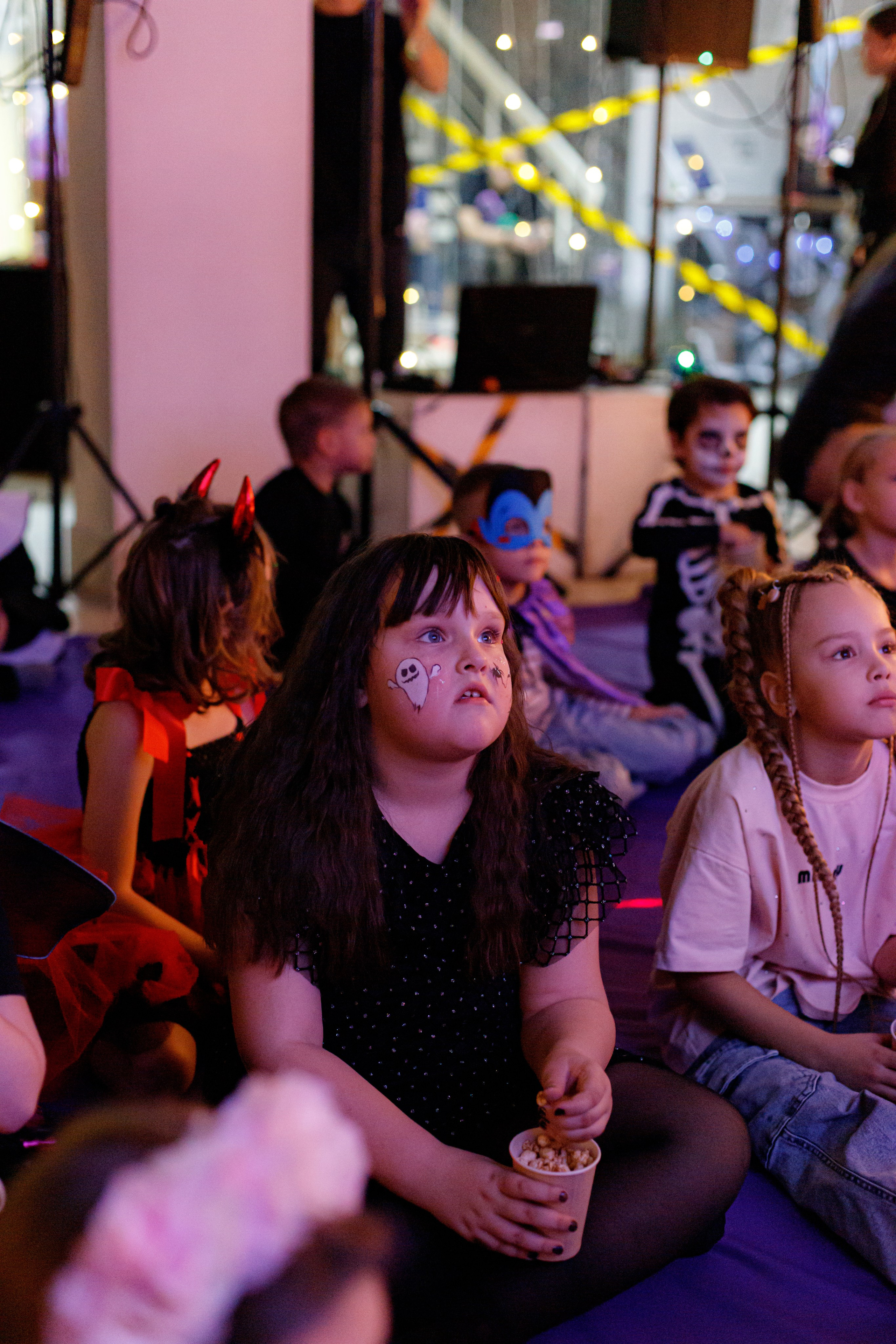 HALLOWEEN. Photokarish