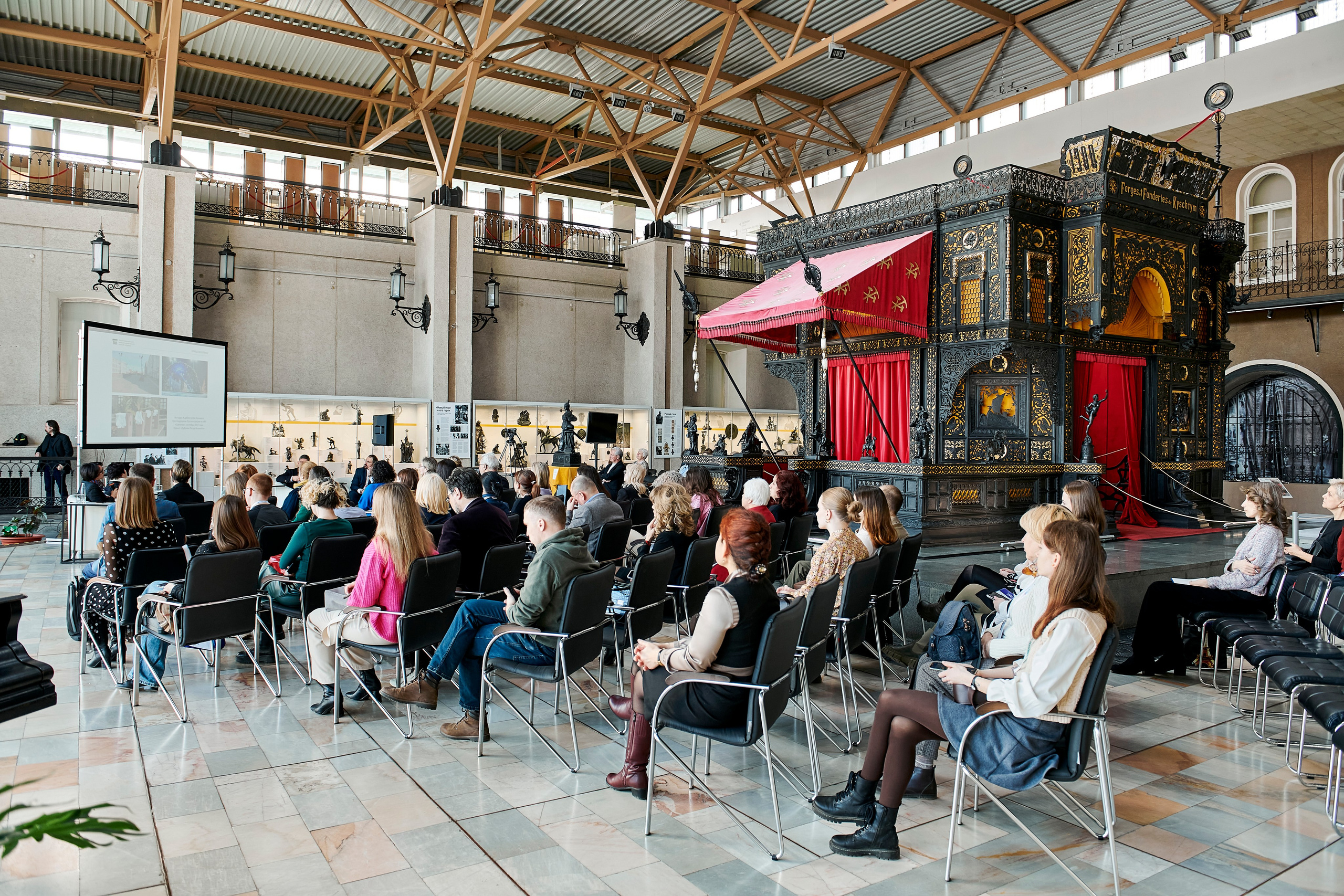 Всероссийская лаборатория культурных проектов «Culturalica» в ЕМИИ. Фотограф Постольник Дарья