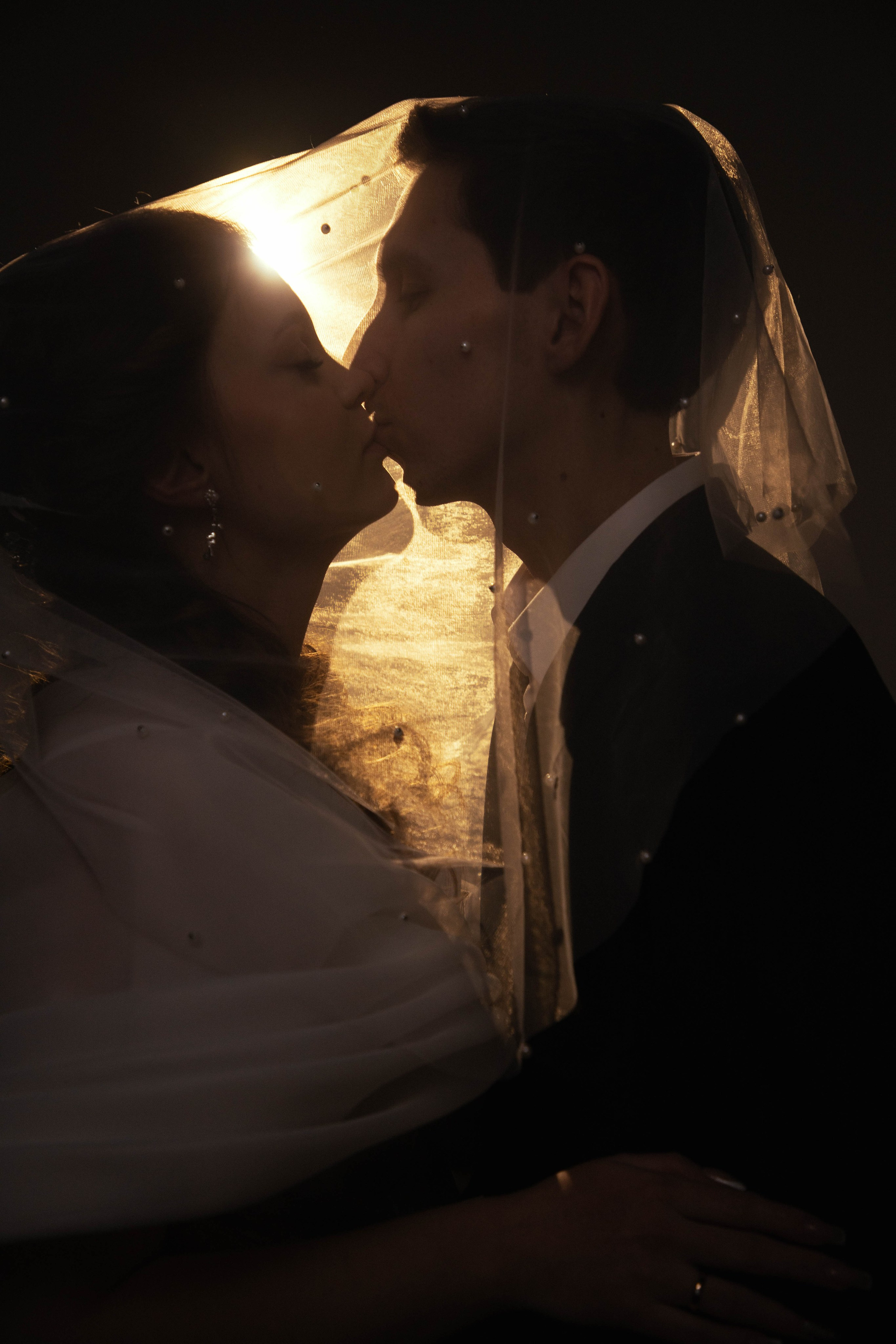 Свадебная фотосессия в студии. Фотограф Анастасия Тихонова