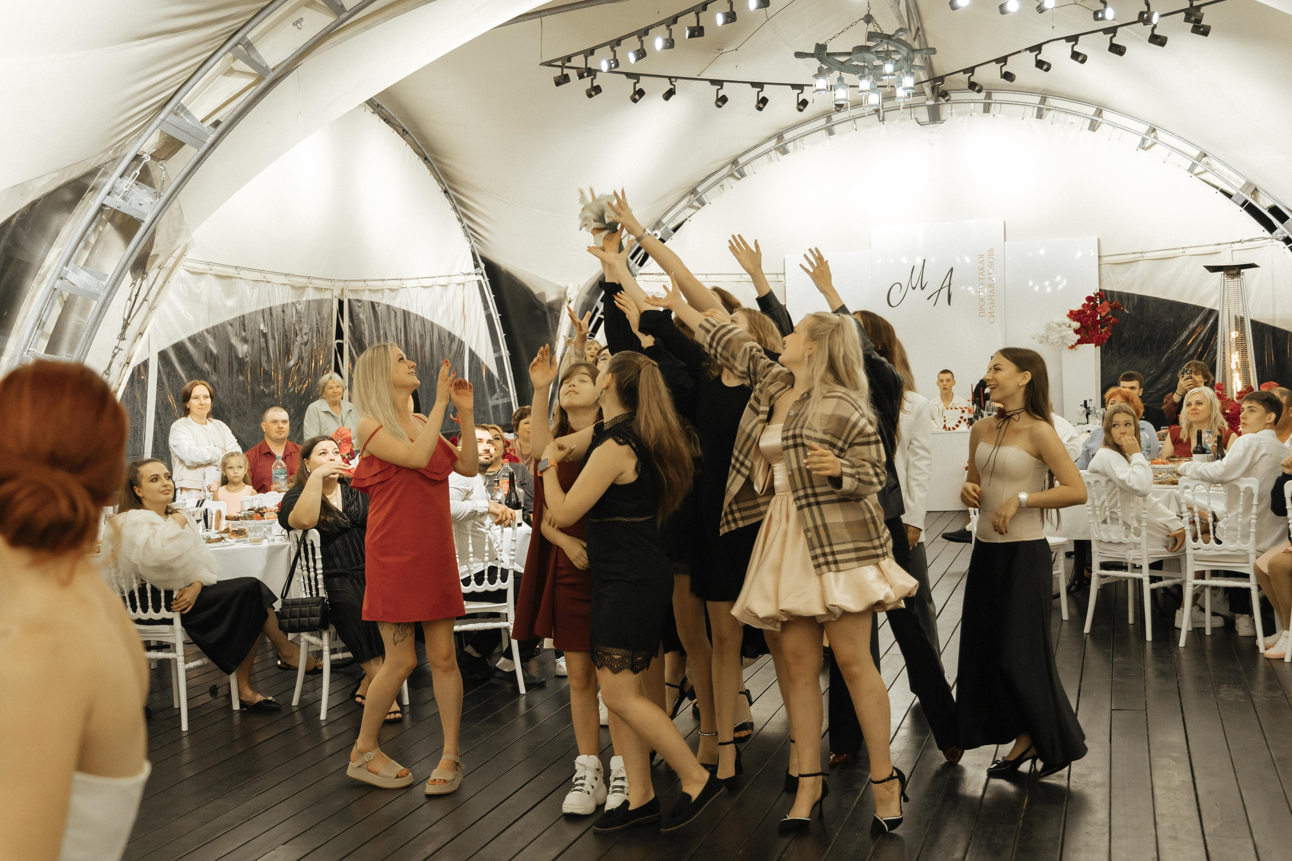 The Red line. Артём Бачурин — свадебный фотограф Воронеж