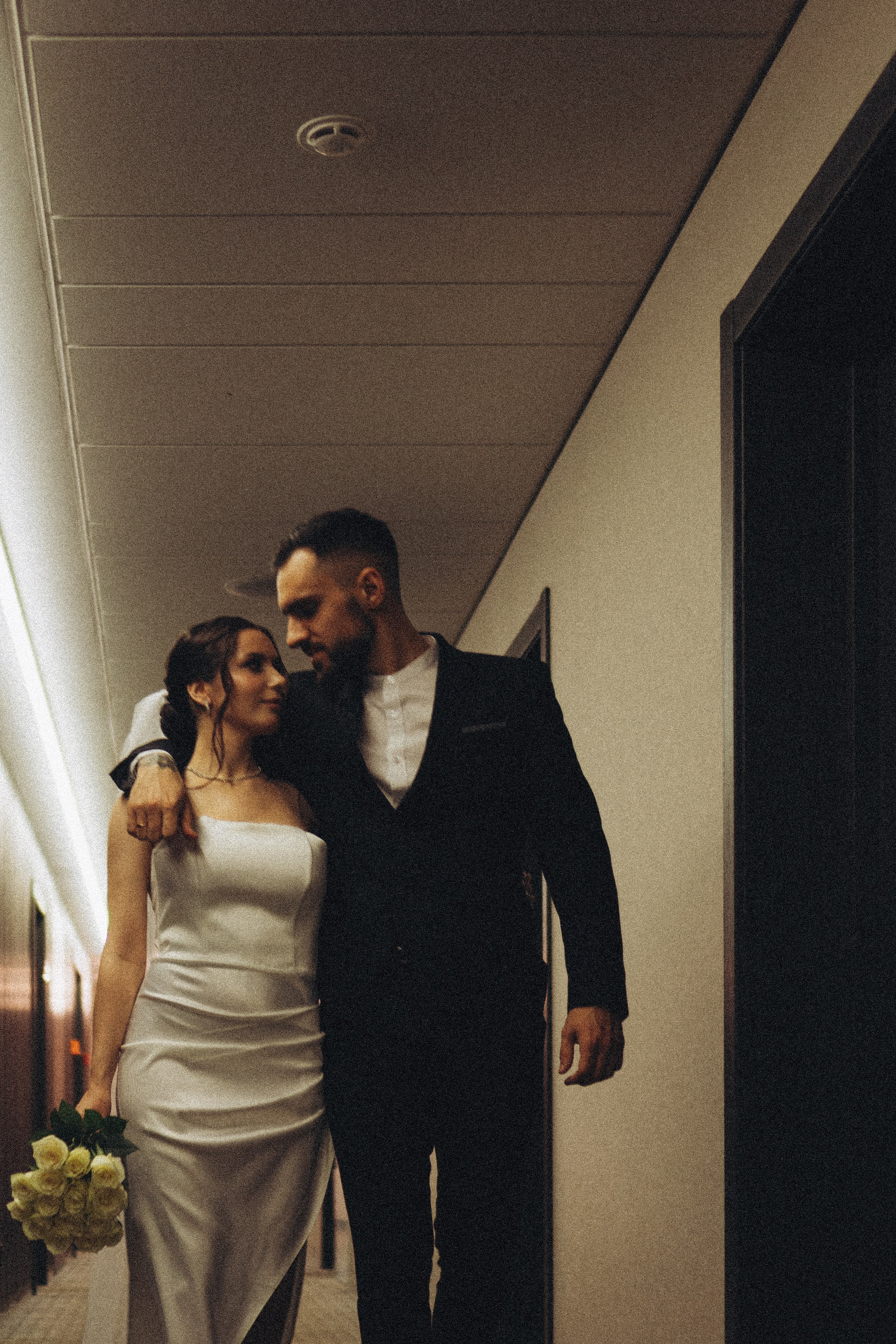 СВАДЕБНАЯ СЬЕМКА СБОРОВ ЖЕНИХА И НЕВЕСТЫ В ОТЕЛЕ И ТАКЖЕ ФОТОСЕССИИЯ В ОТЕЛЕЕ МЕГАПОЛИС БРЯНСК. Профессиональный фотограф, Санкт-Петербург — Виктория Богомолова