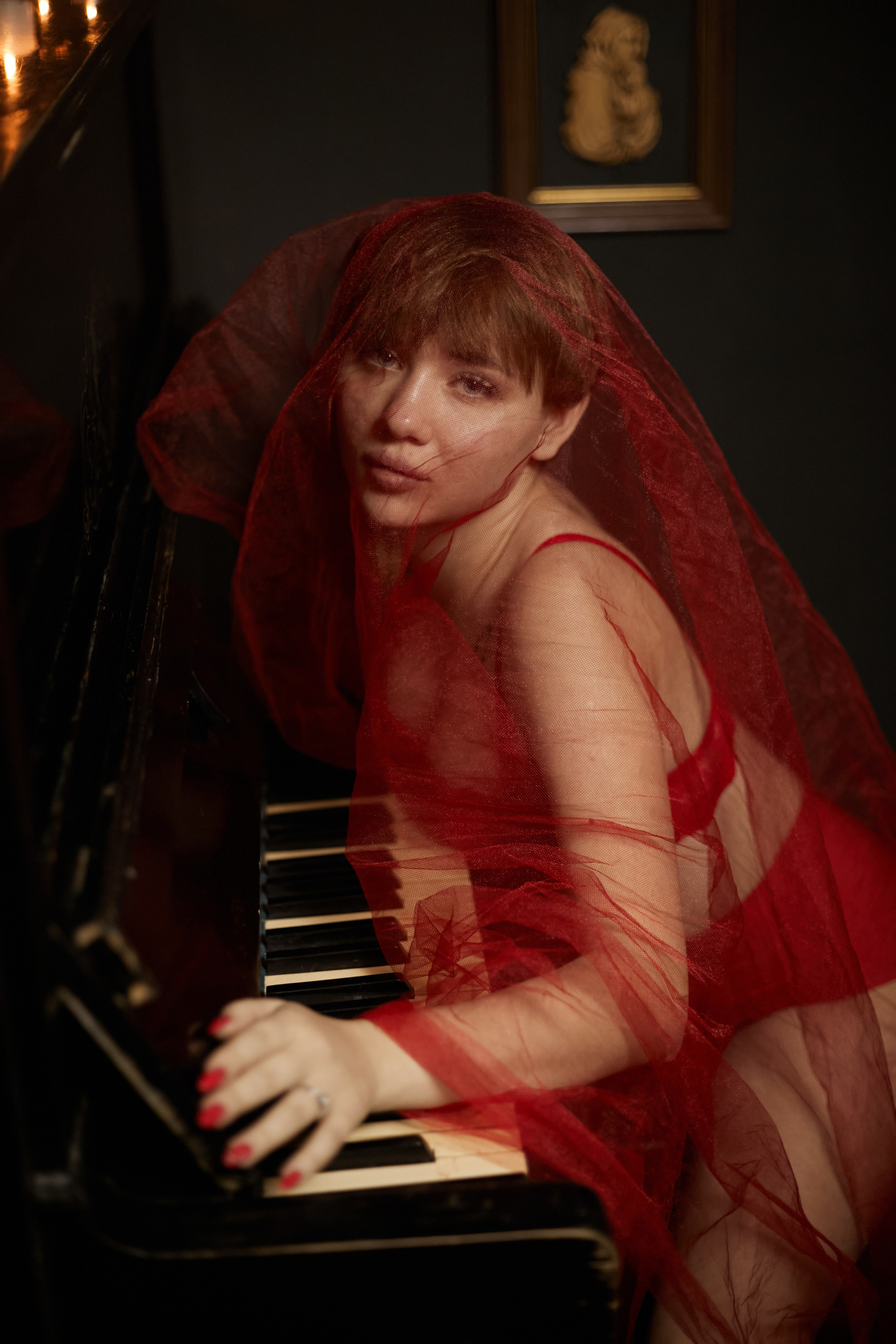 «In red». Свадебный и креативный фотограф в ЮФО и МСК