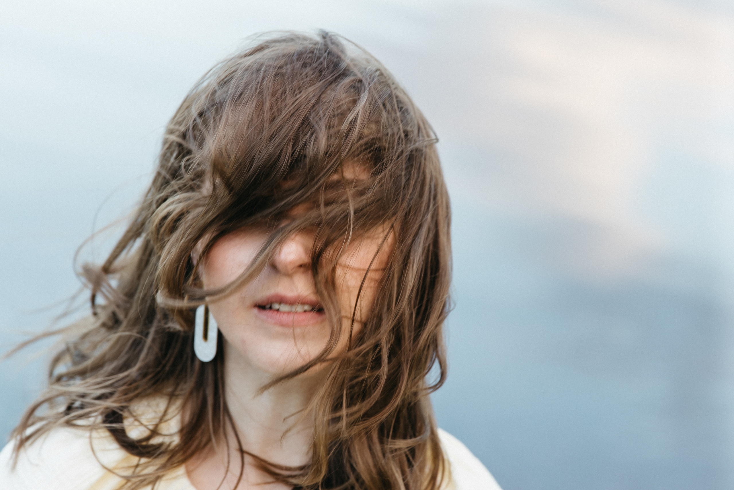 Семейная в лодке с сиренью. Свадебный и семейный фотограф в Москве Холда Тати