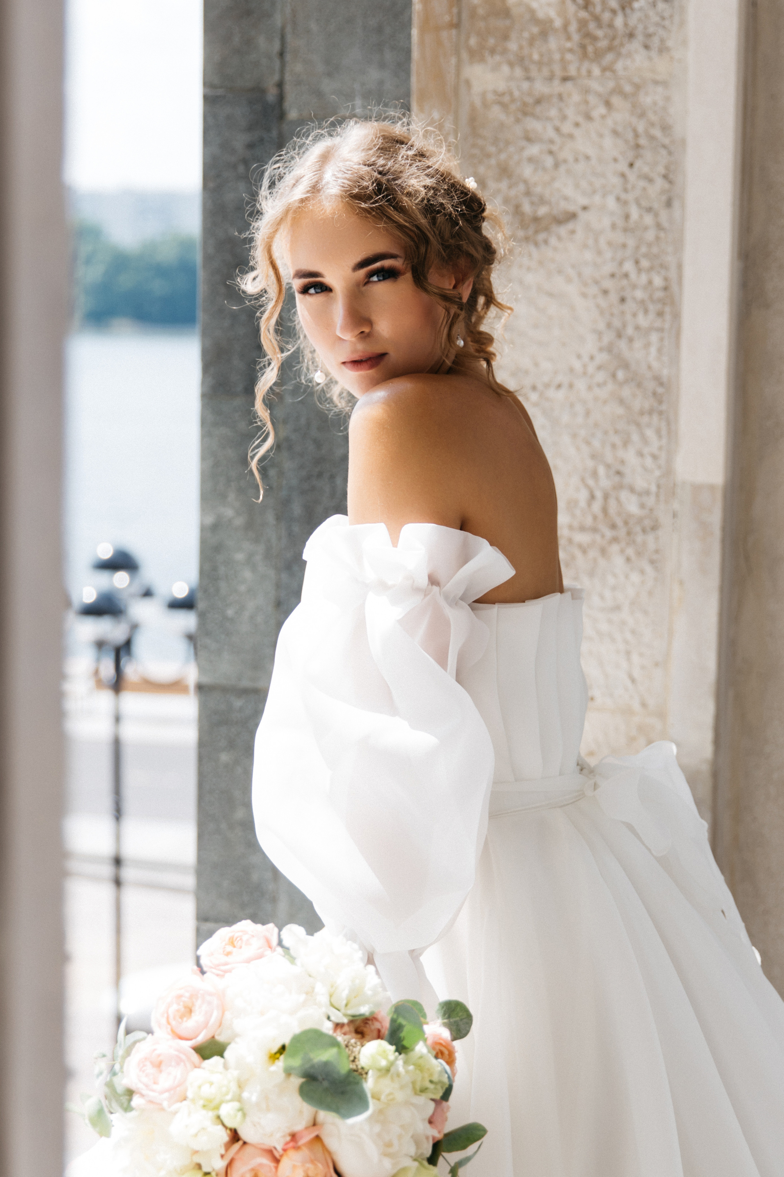 Речной вокзал Катя и Саша. Свадебный и семейный фотограф в Москве Холда Тати