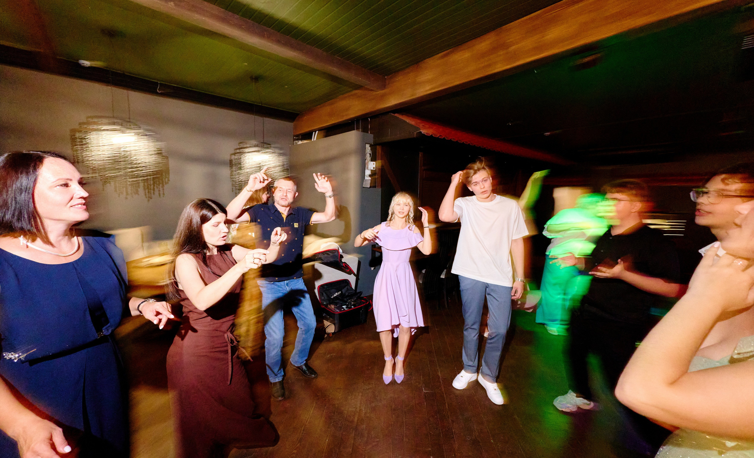 Выпускной 35 Сош. Фотограф Выпускные альбомы Таганрог Сергей Коробченко