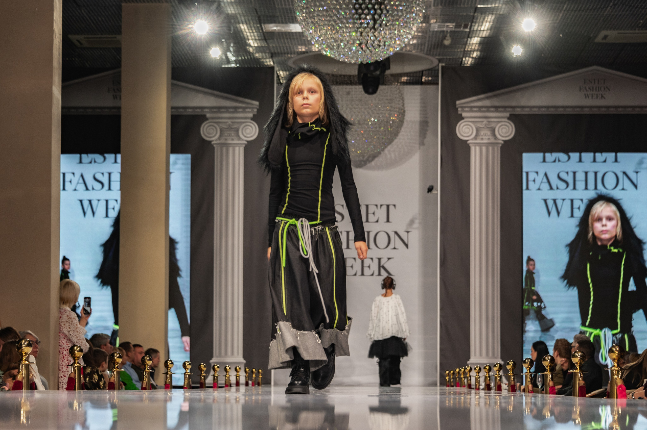Estet Fashion Week-2023. Фотограф Роман Адлер