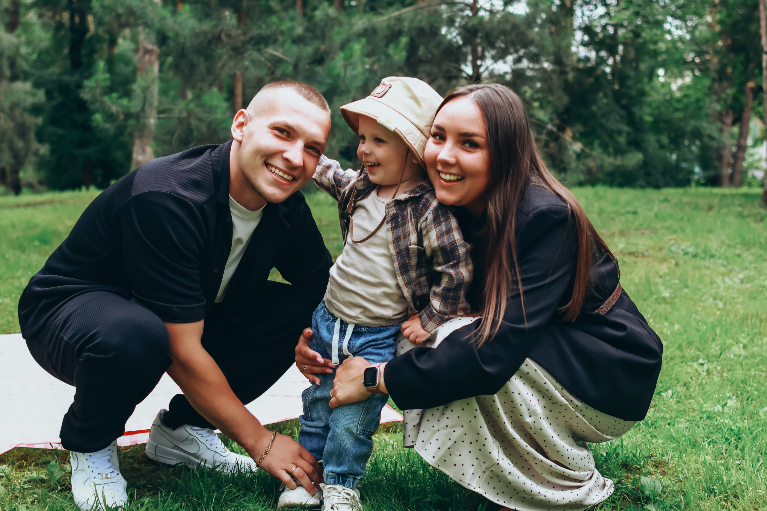 Семейная фотосессия в летнем парке, Екатеринбург. Фотограф в Екатеринбурге Пойгина Елена