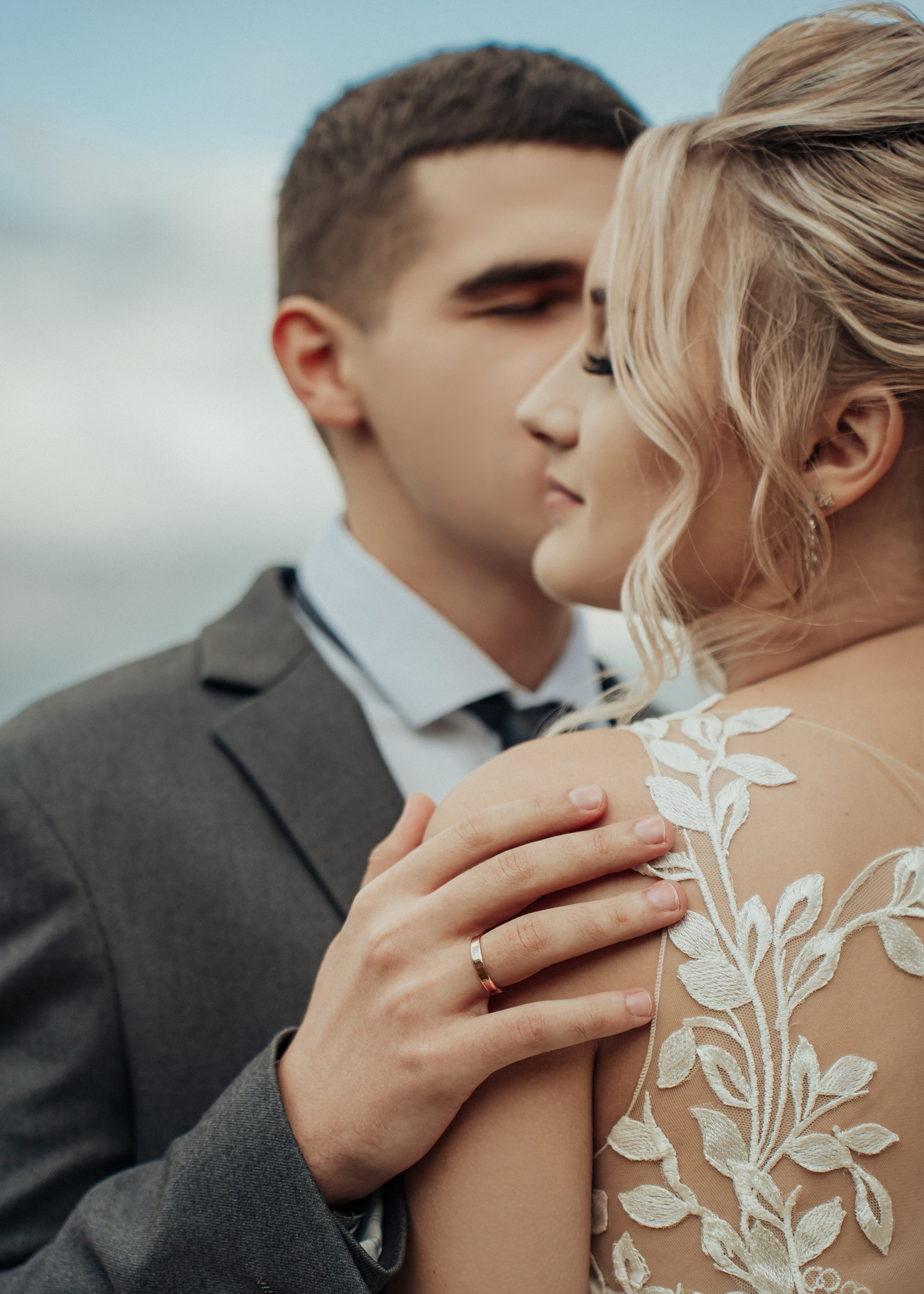 Свадебная фотосессия на море и в горах в Сочи. Алина Бернд — свадебный и индивидуальный фотограф в Сочи и Адлере