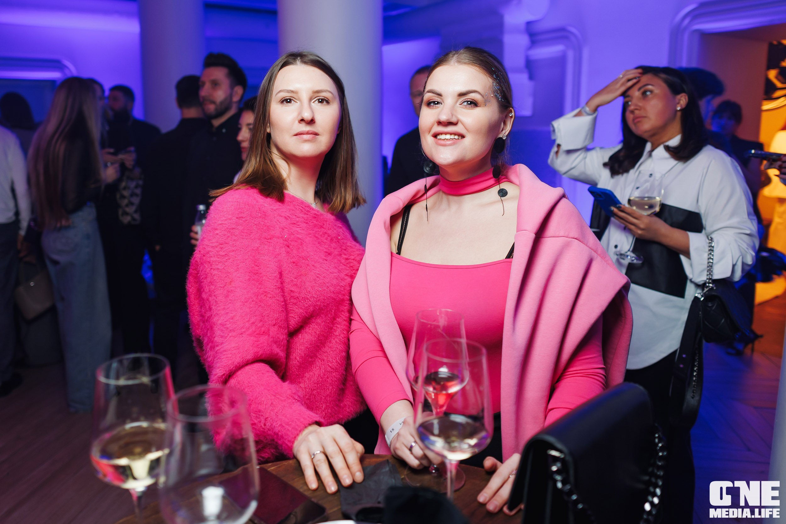 Фоторепортаж из кинотеатра Заря. One Media Life: фоторепортажи, фотоотчеты с мероприятий и заведений