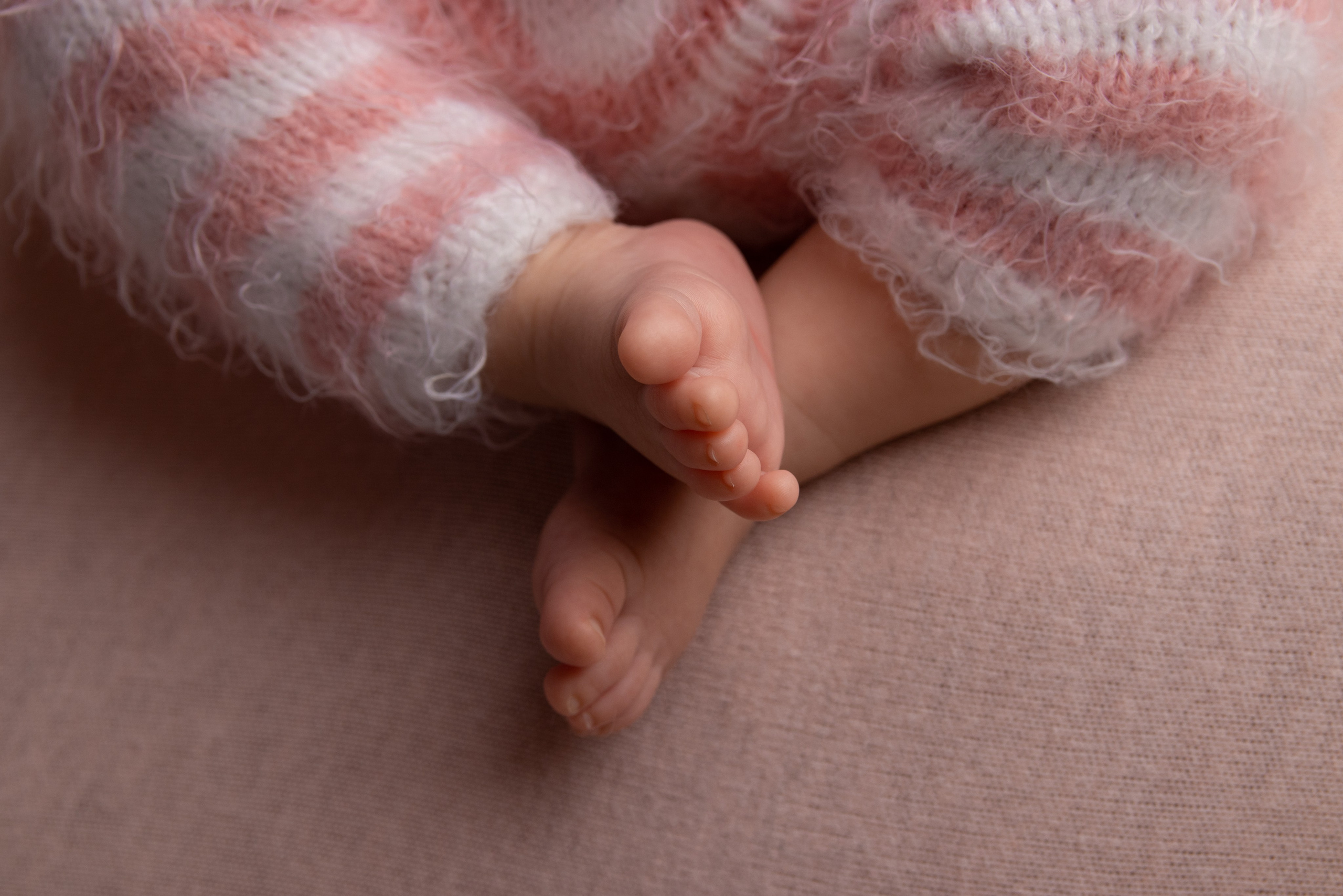 Фото с родителями/Макроснимки. Фотограф новорожденных Оренбург и свадебный фотограф Оренбург