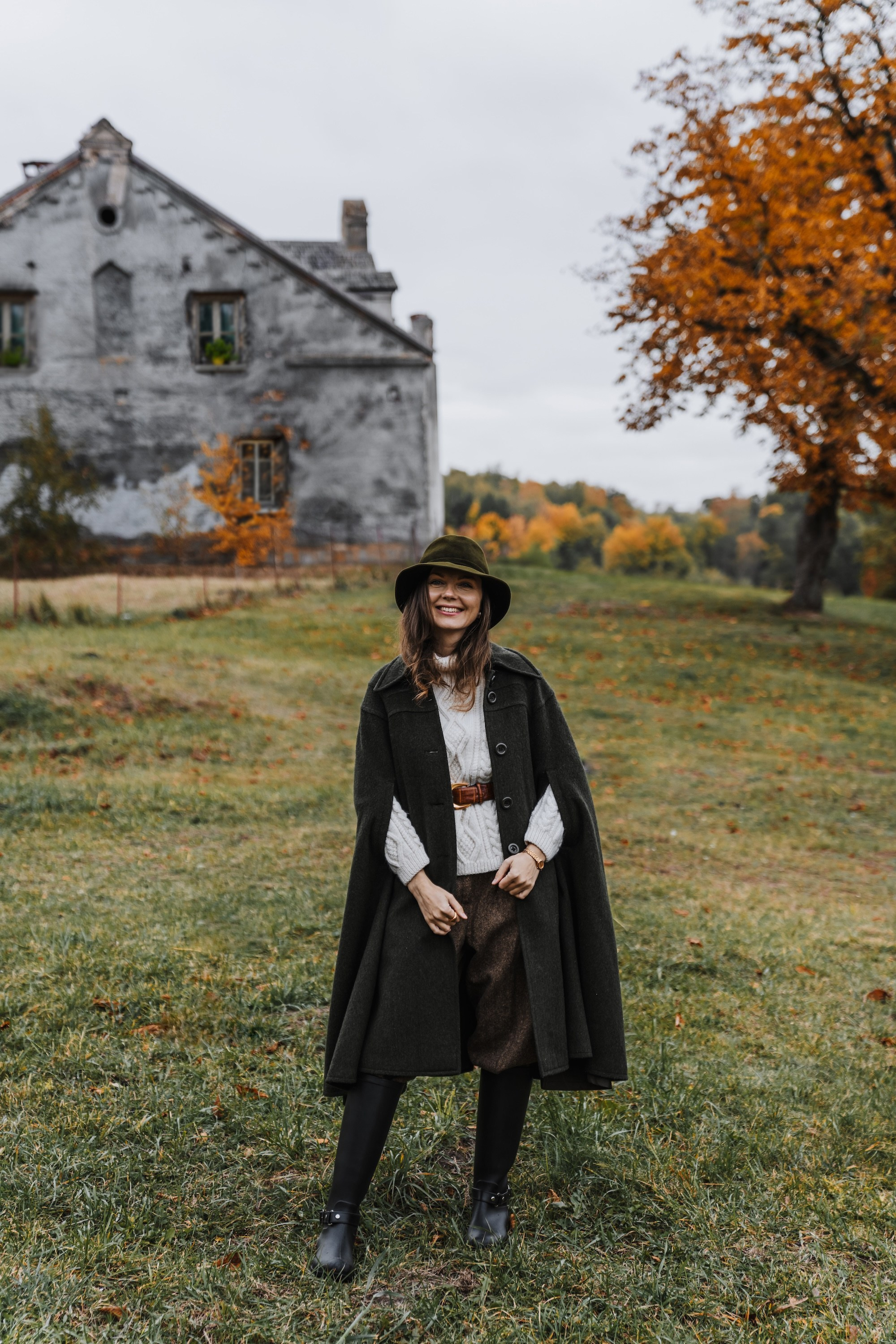 Юля. Осень, в британском стиле, Минск. Olga Modjaro