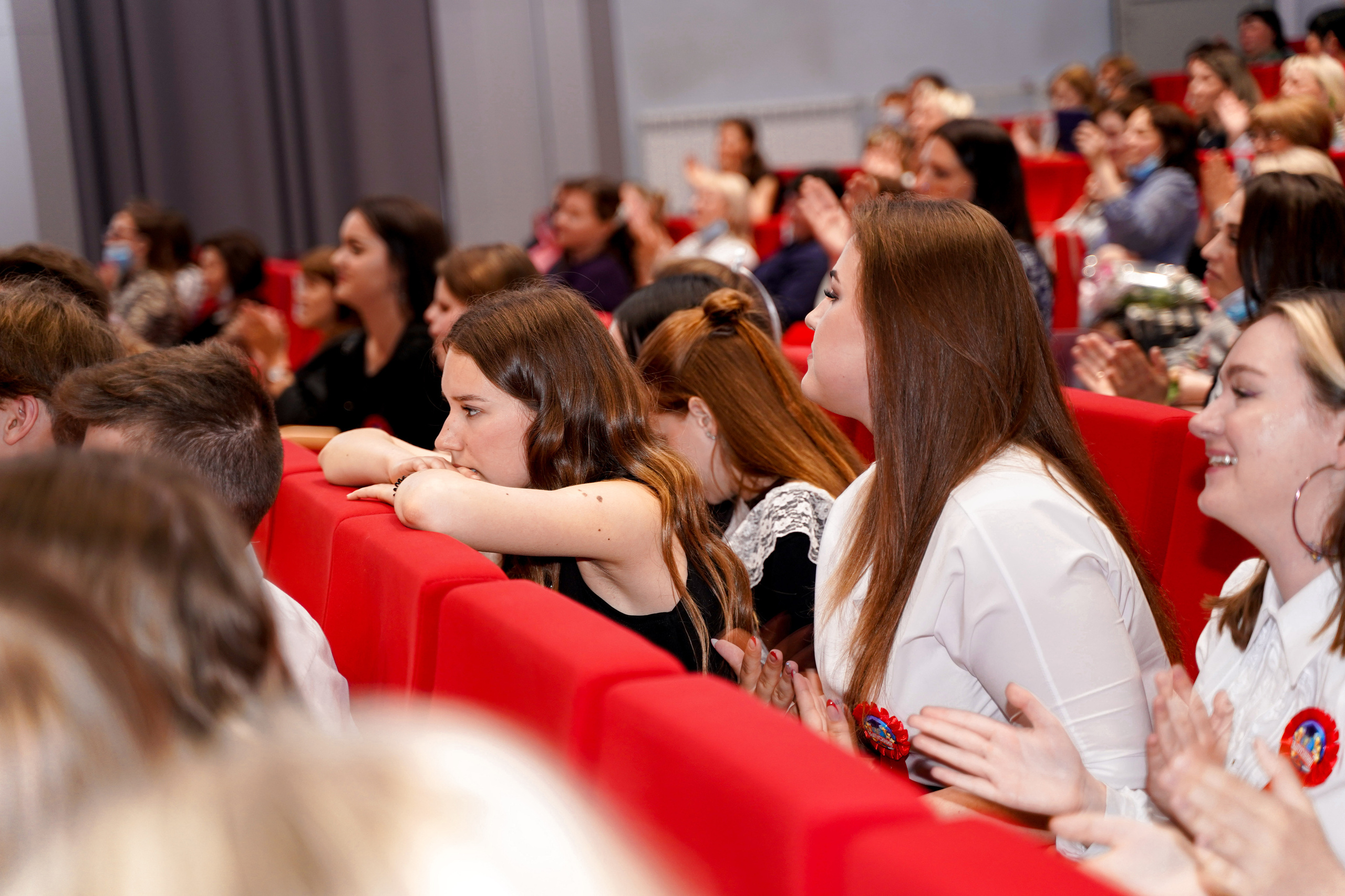 Звонок и выпускной. Фотограф, видеооператор Нина Коршунова
