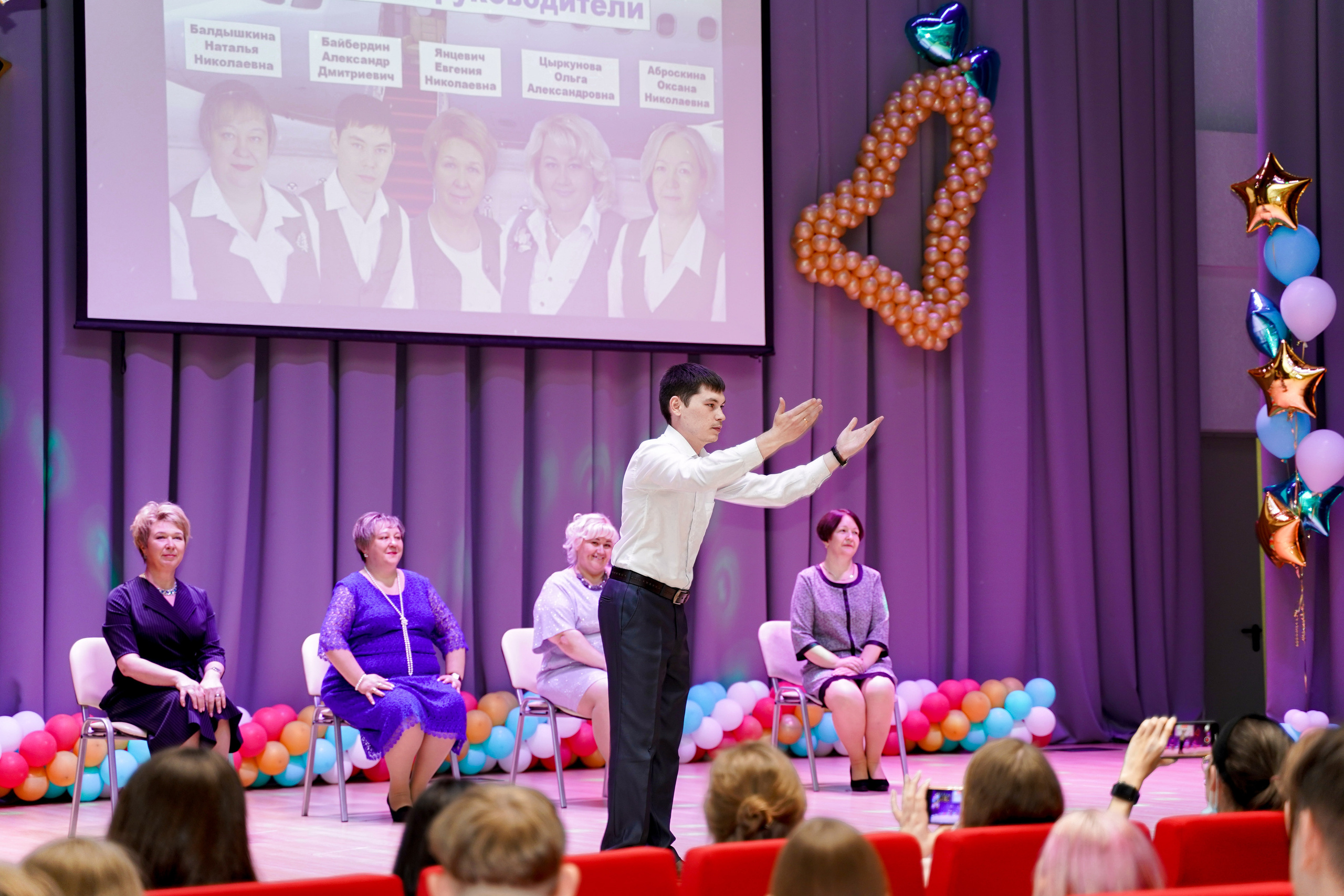 Звонок и выпускной. Фотограф, видеооператор Нина Коршунова