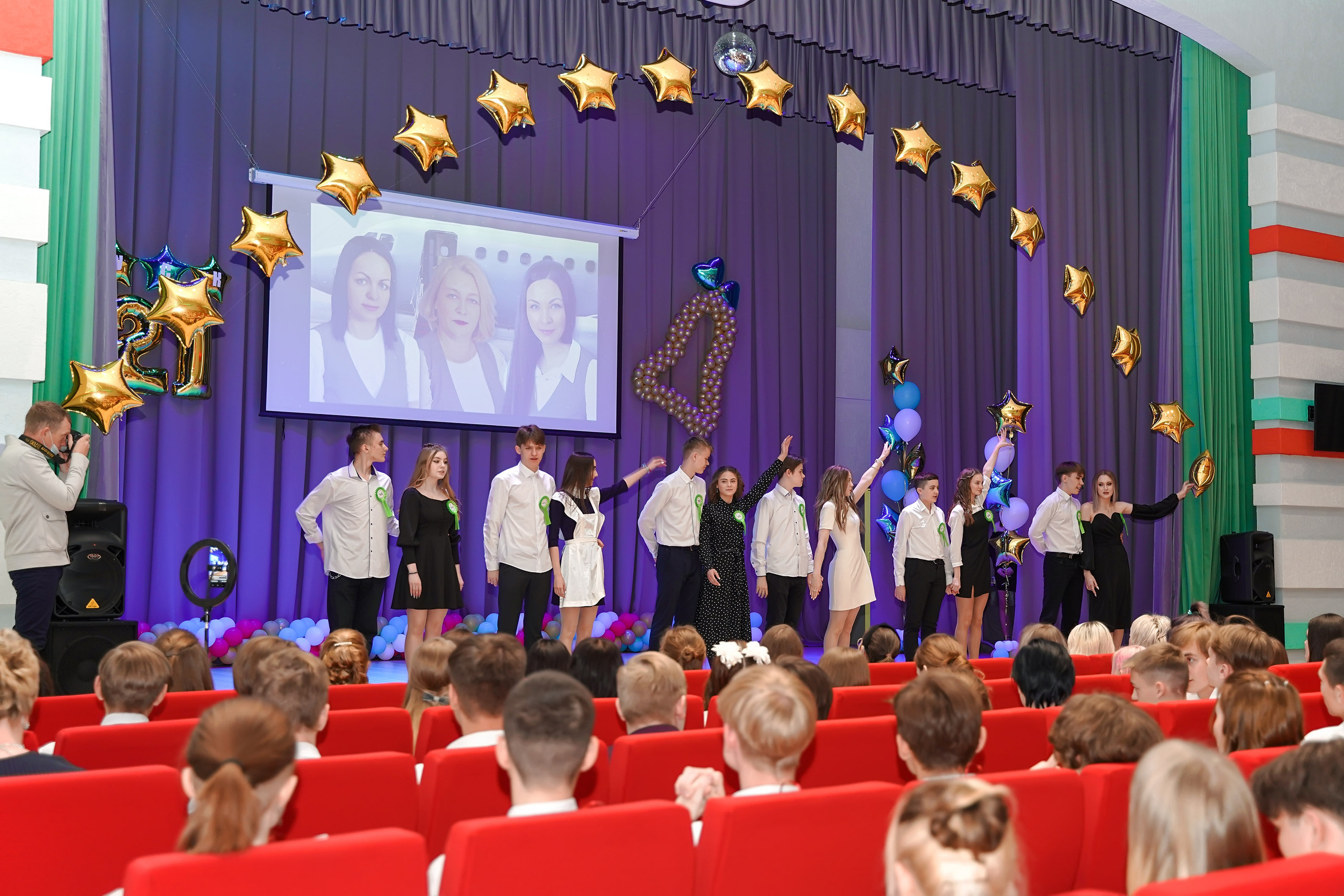 Звонок и выпускной. Фотограф, видеооператор Нина Коршунова