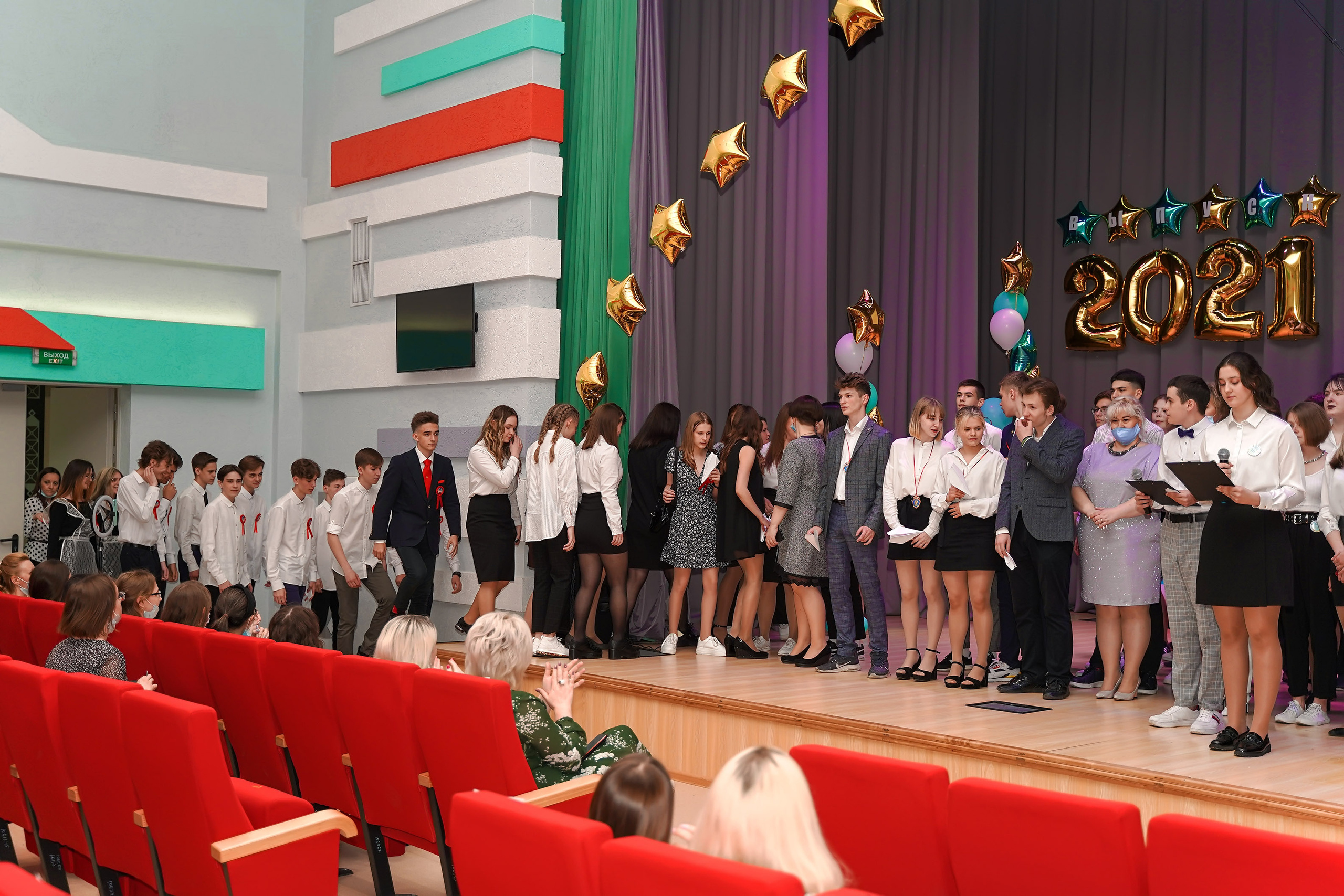 Звонок и выпускной. Фотограф, видеооператор Нина Коршунова