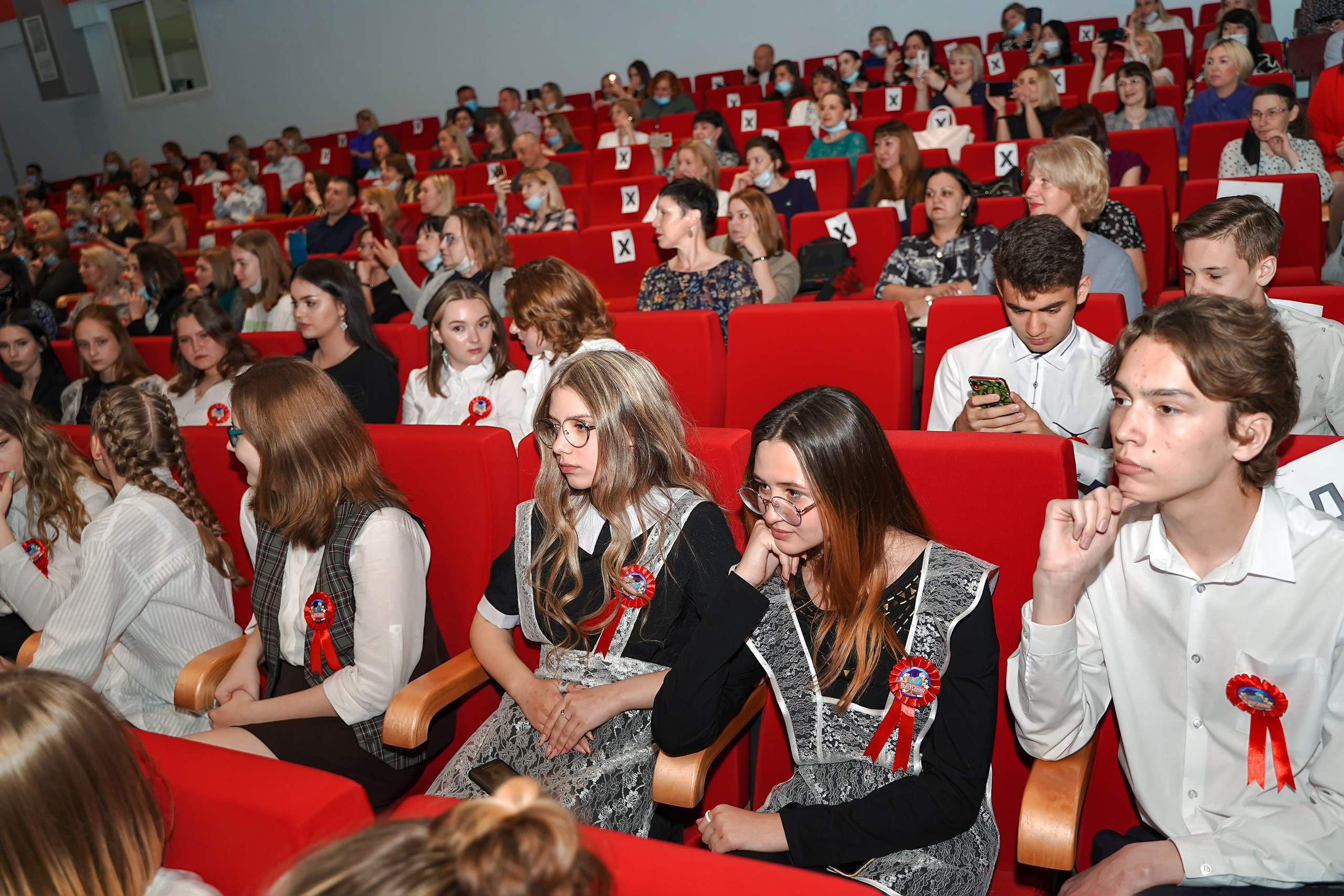 Звонок и выпускной. Фотограф, видеооператор Нина Коршунова