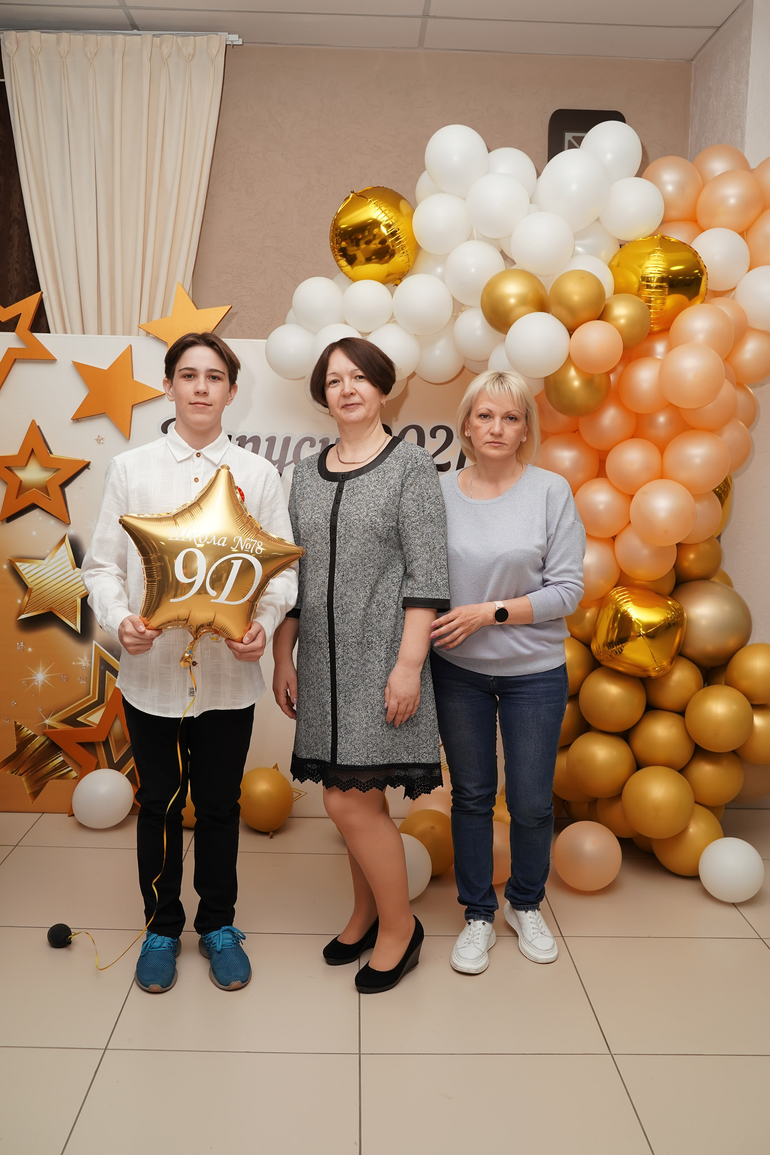 Звонок и выпускной. Фотограф, видеооператор Нина Коршунова