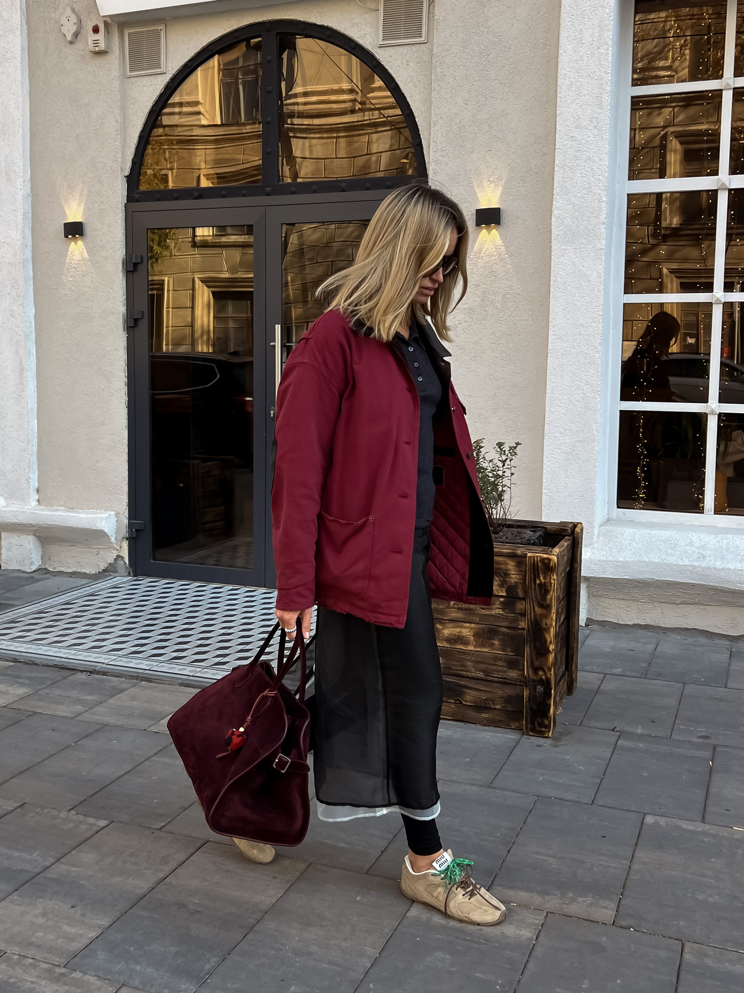 Настя — street съемка. Мобильный фотограф и видеограф — Алина