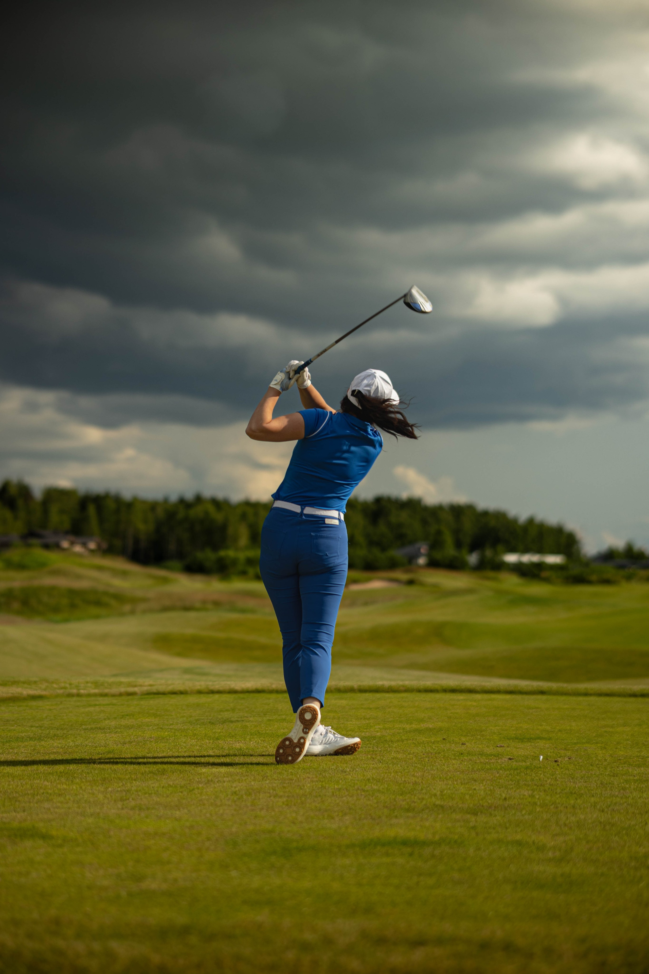 Игроки. Фотограф на гольф-поле — профессиональная съемка в атмосфере элитного отдыха