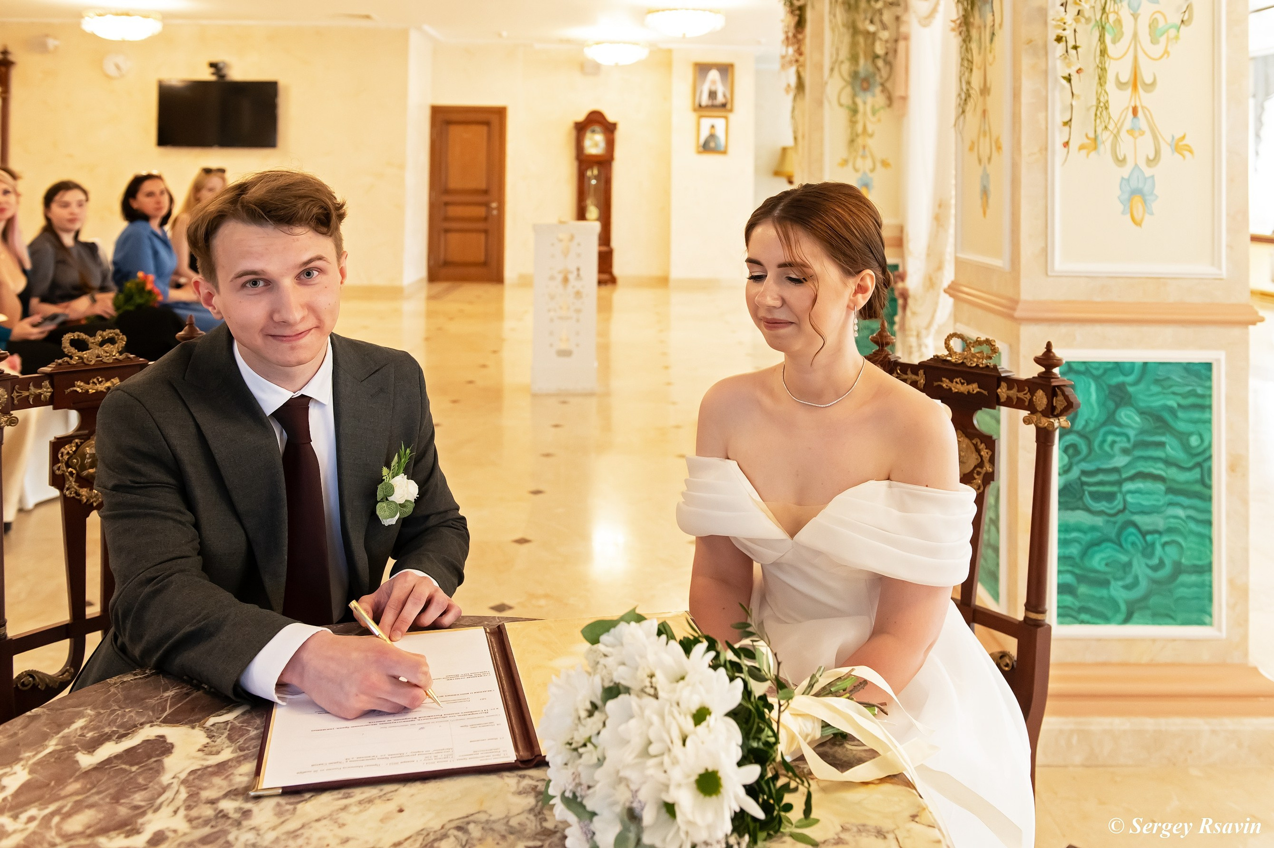 ЗАГС в гостинице Покровская. Фотограф в Москве Сергей Рсавин