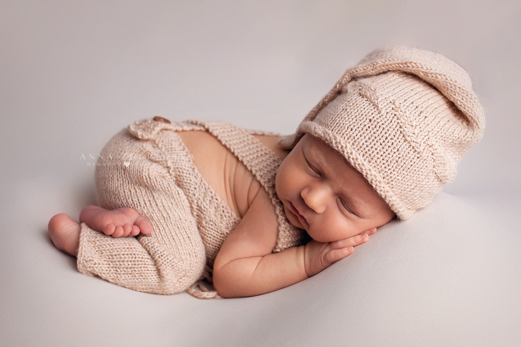 Newborn. Фотограф новорожденных в Тюмени