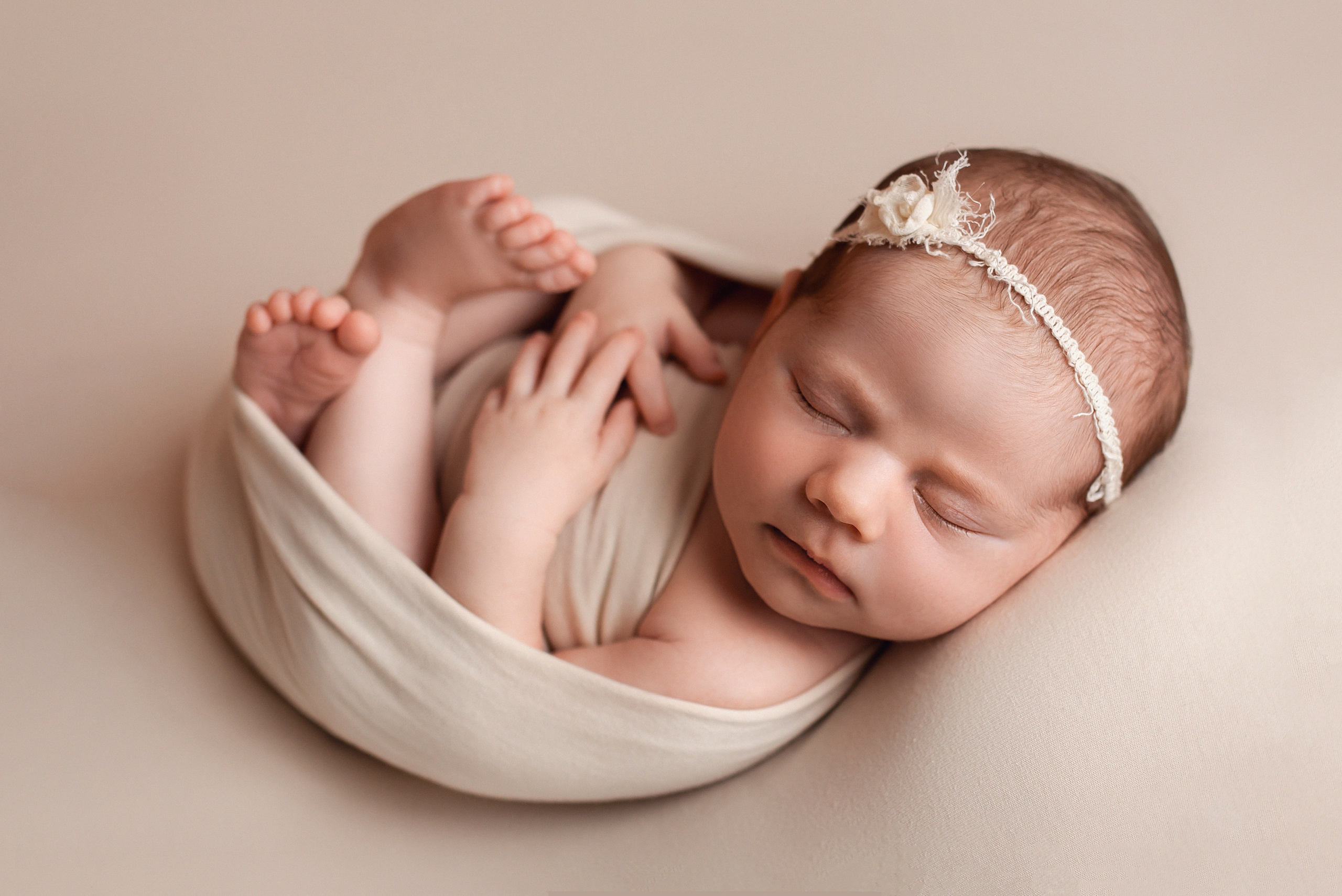 Newborn. Фотограф новорожденных в Тюмени