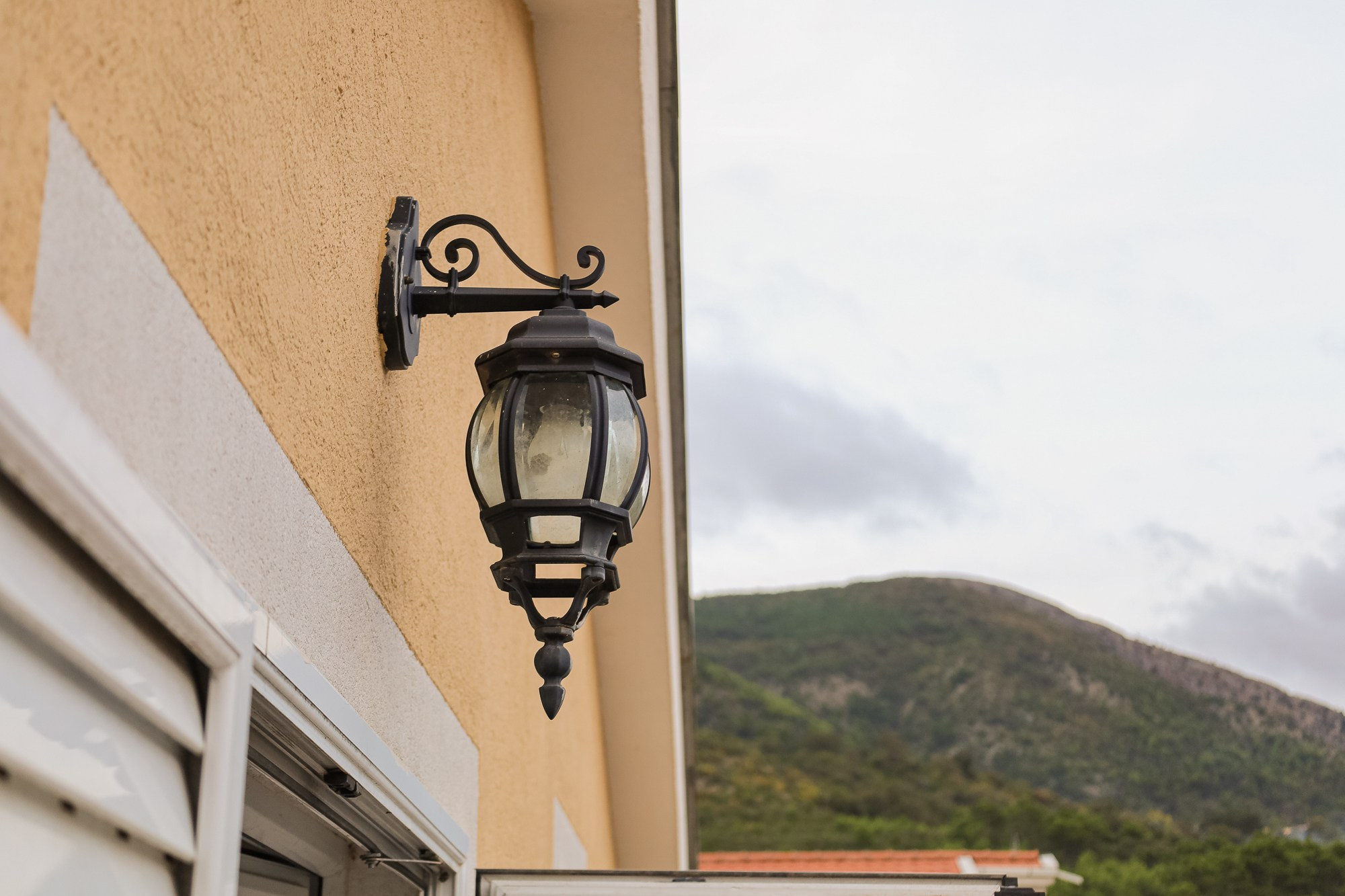 Private aparts for sale. Fotograf u Crnoj Gori-porodično fotografisanje sa djecom, lovestory, nekretnine