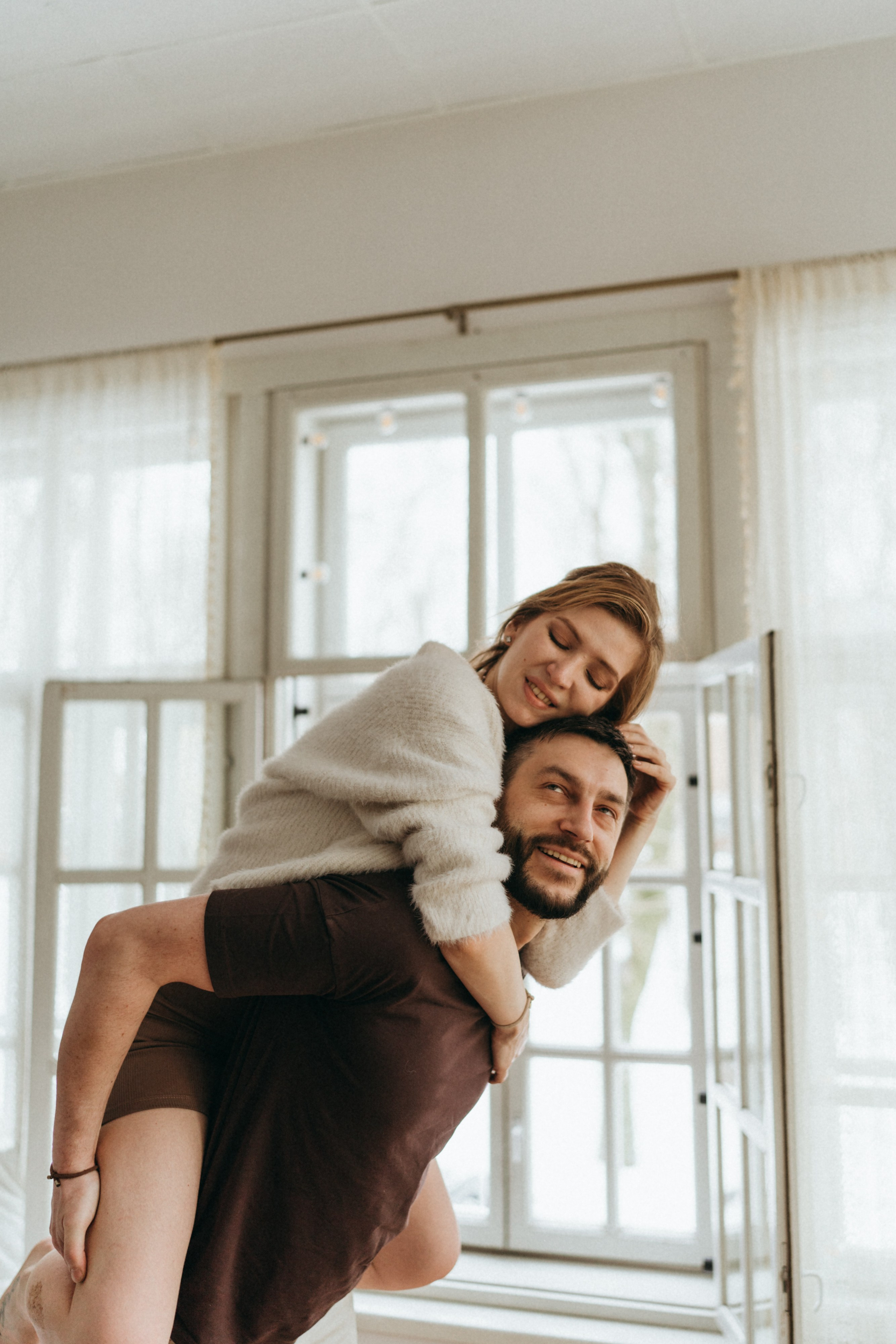 Максим и Настя / Фотостудия. Фотограф в Санкт-Петербурге — Лучина Екатерина