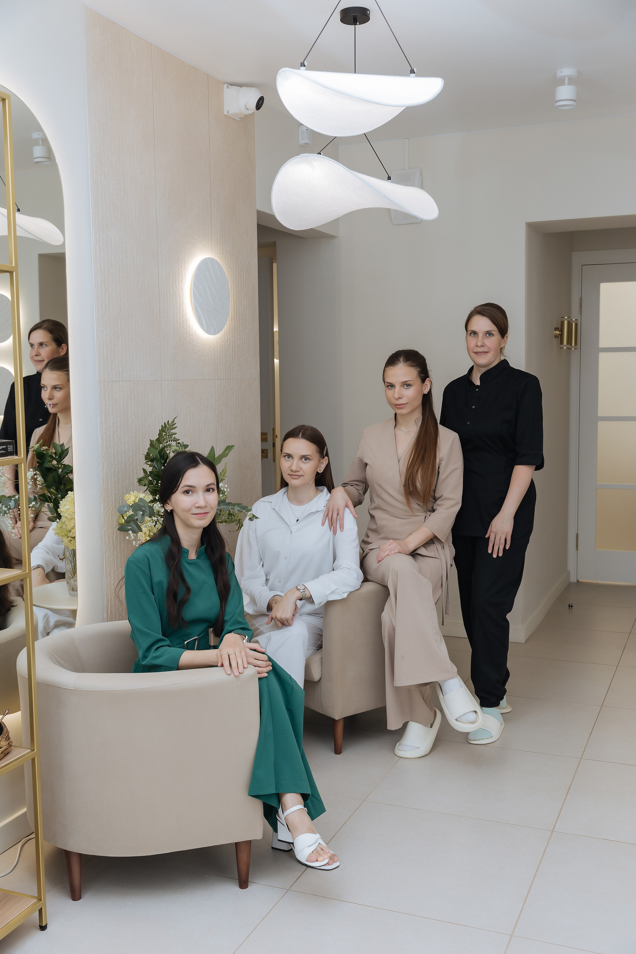 Код Красоты 〡 массаж • косметология. Мозжерина Ирина — Свадебный и семейный фотограф в Екатеринбурге