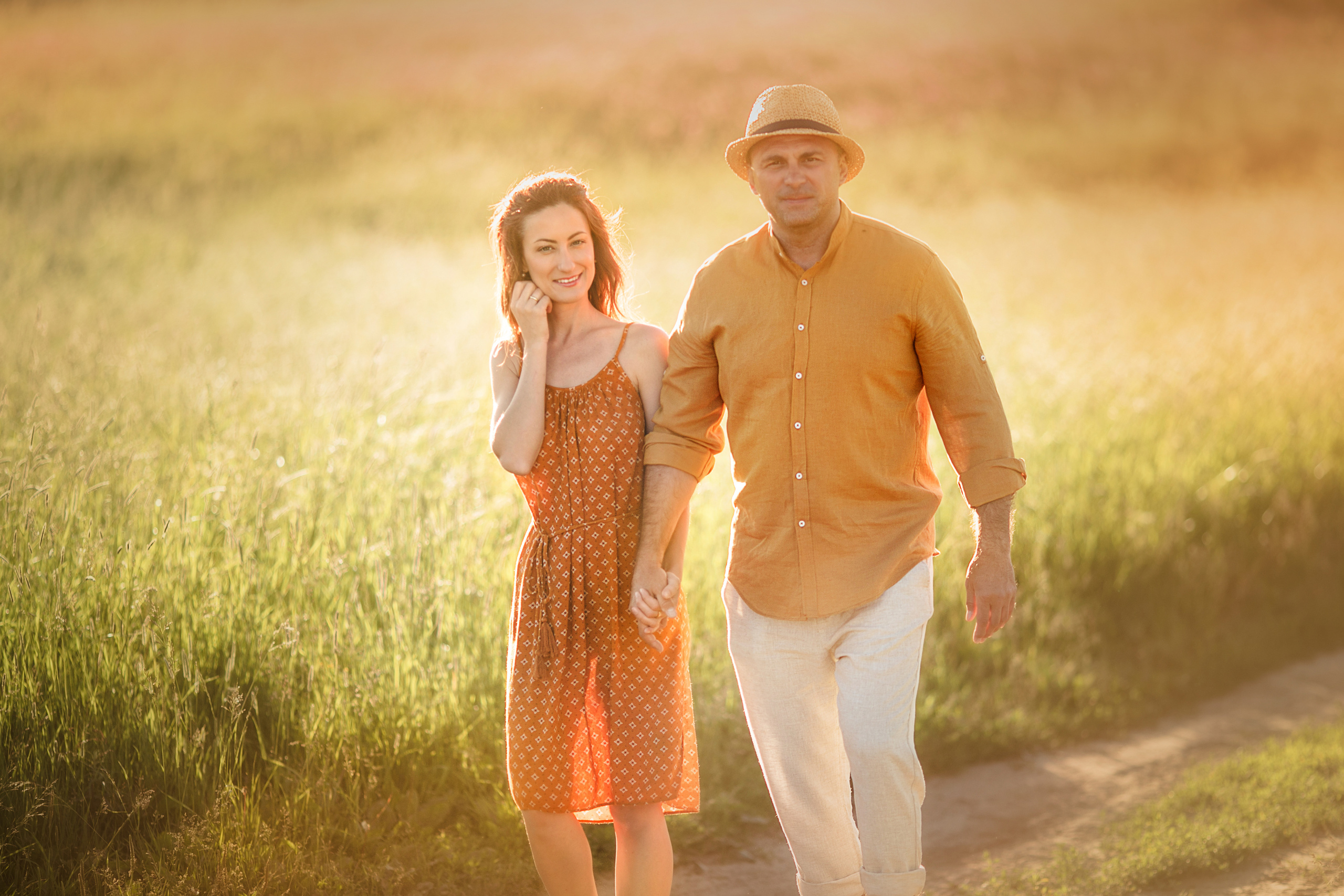 Прогулка в поле, Ленинградская область. Детский и семейный фотограф Муксимова Ирина