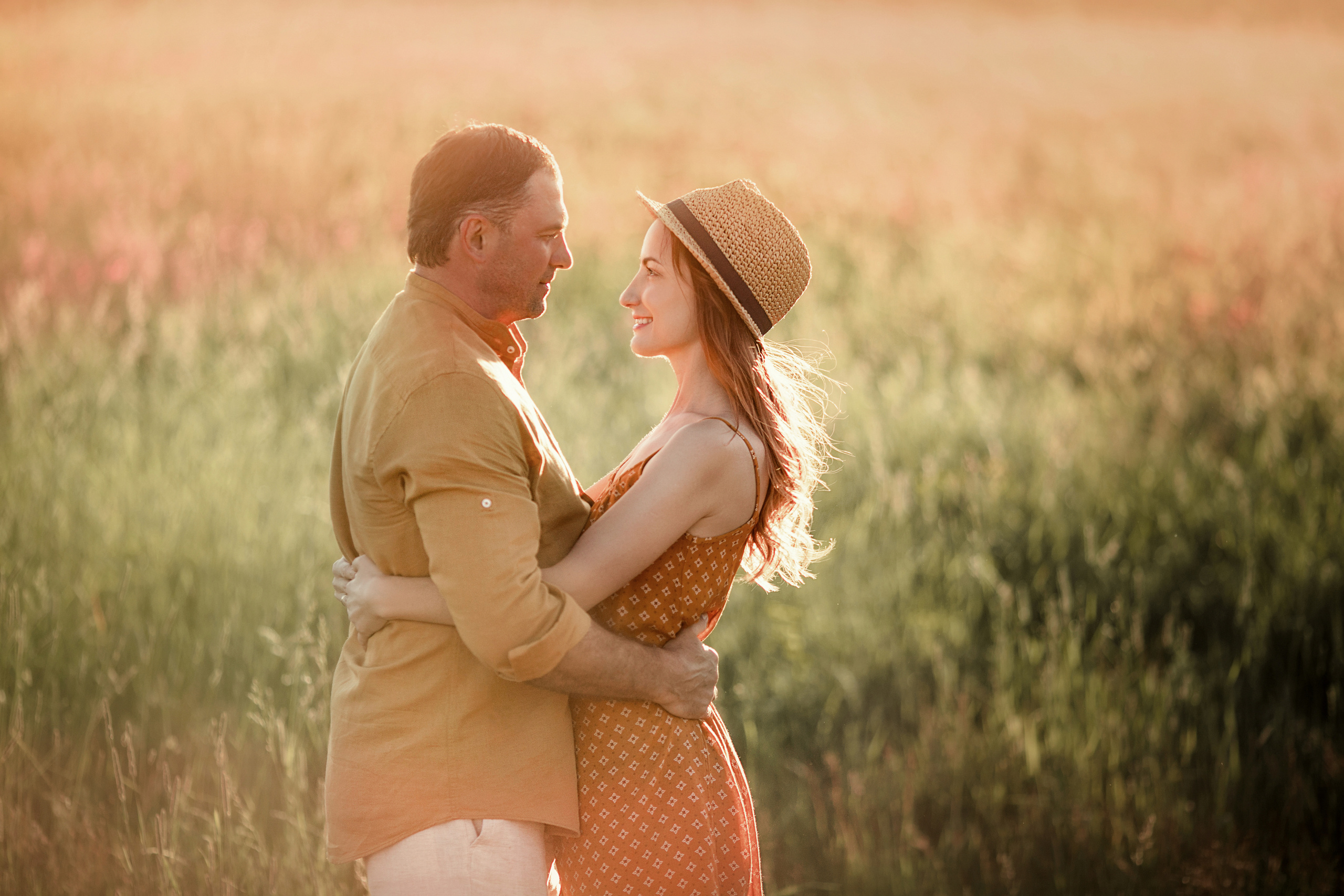 Прогулка в поле, Ленинградская область. Детский и семейный фотограф Муксимова Ирина