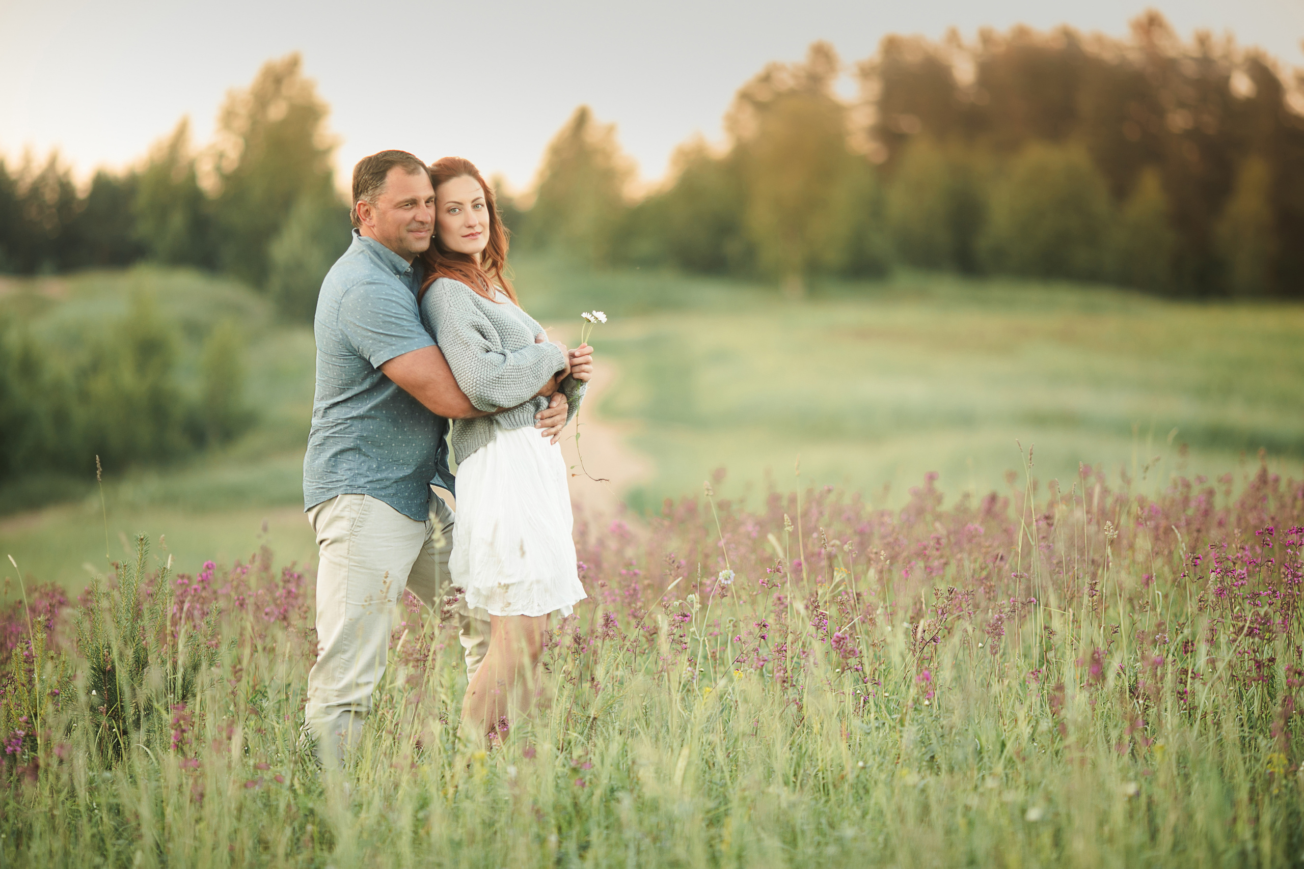 Прогулка в поле, Ленинградская область. Детский и семейный фотограф Муксимова Ирина