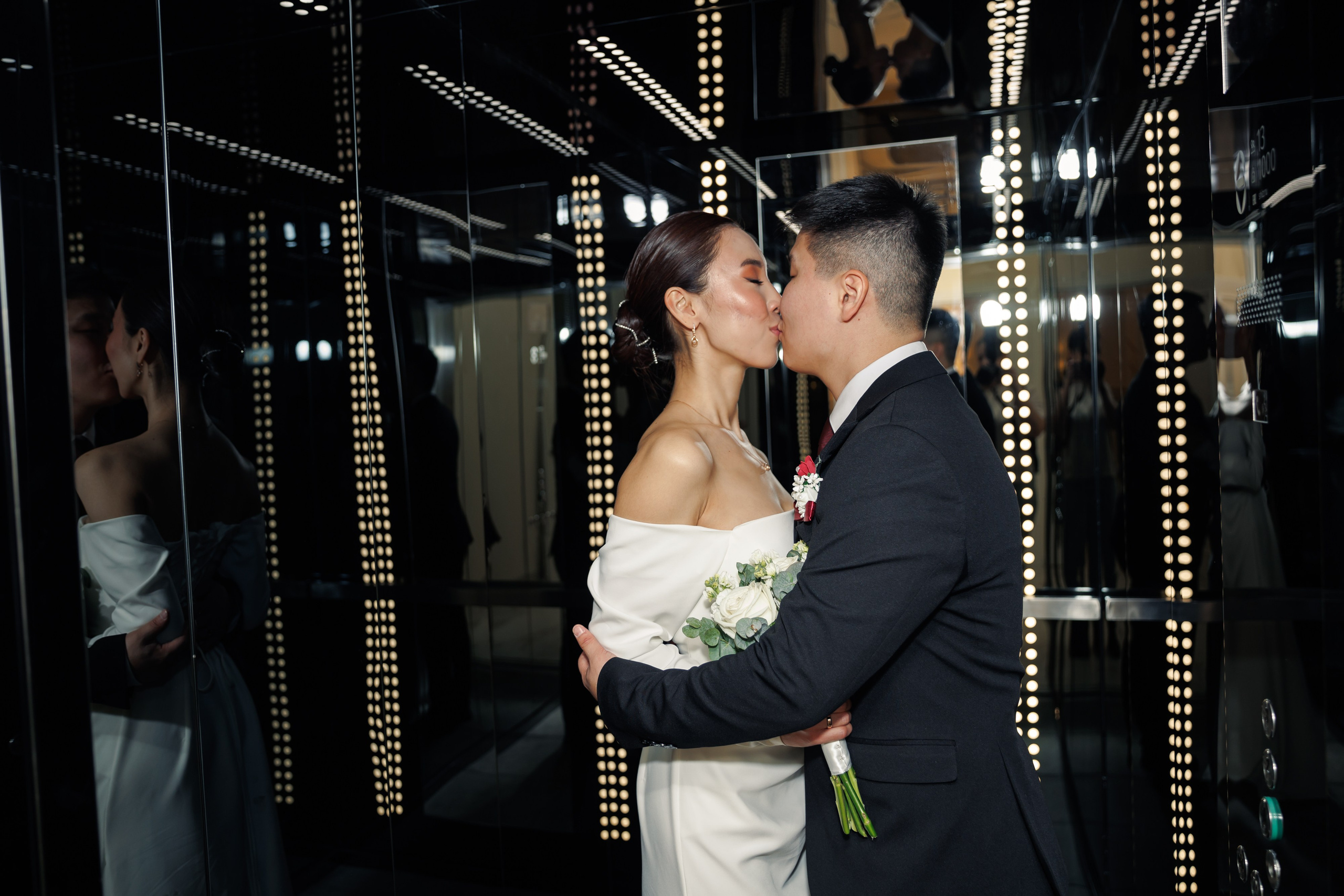 Свадебная фотосессия. Дворец Бракосочетания на Брусилова. Фотограф Валерия Горбунова Подольск Бутово Видное Щербинка