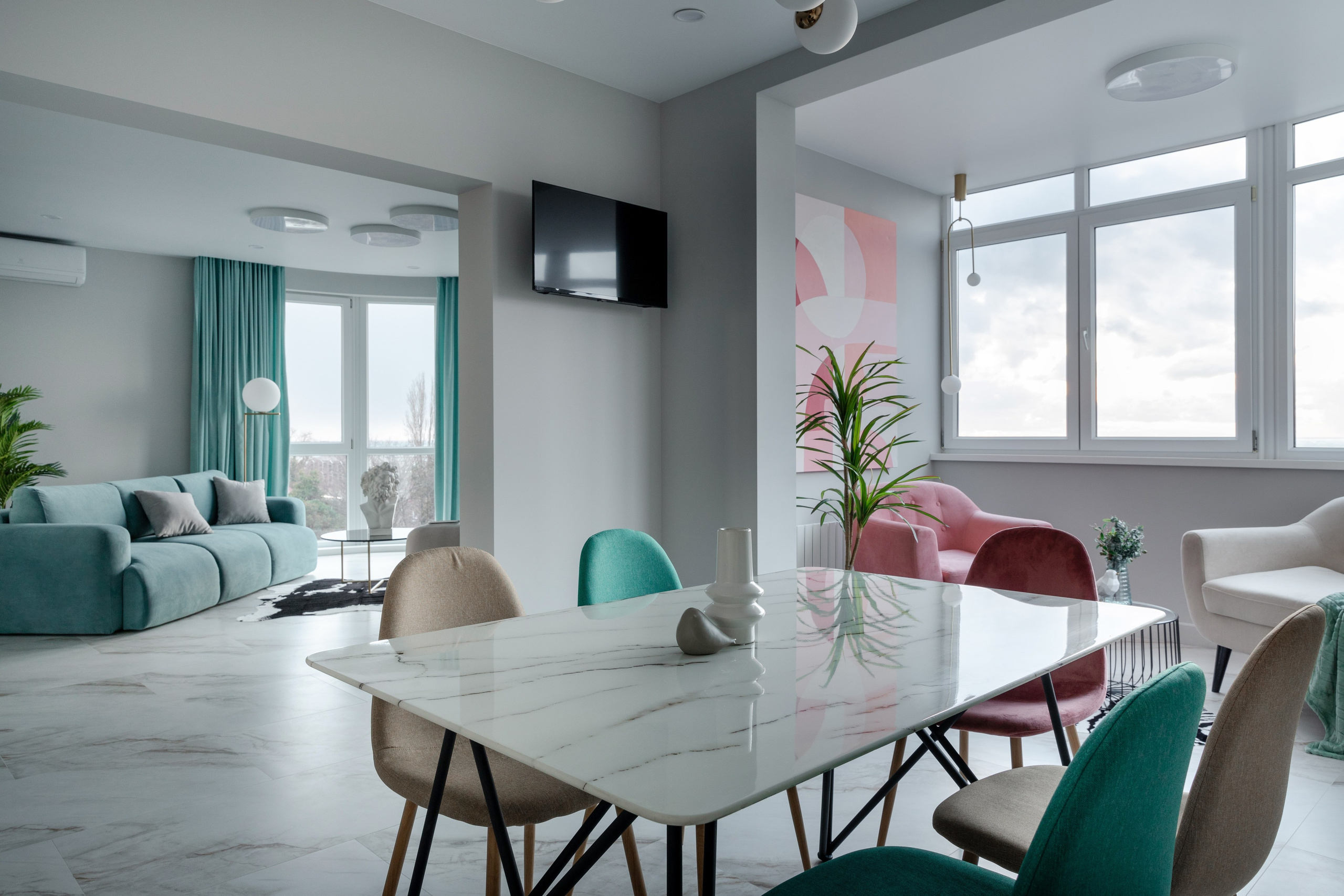 Интерьерная фотосъемка трёхкомнатной квартиры в ЖК «Голубые Дали». Интерьерный фотограф Москва