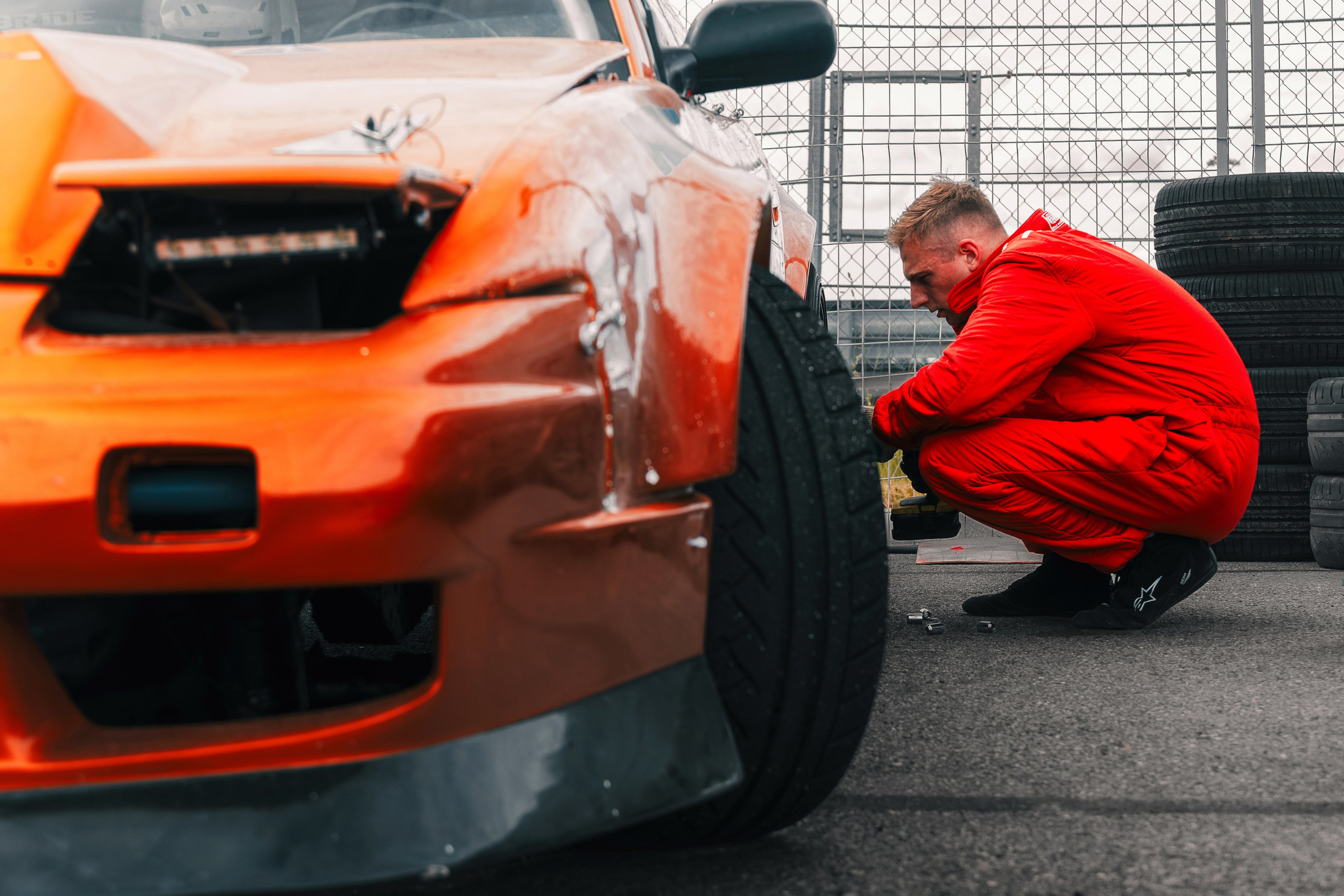 IDDC Этап 2: Бетонный Колизей и блогеры в деле