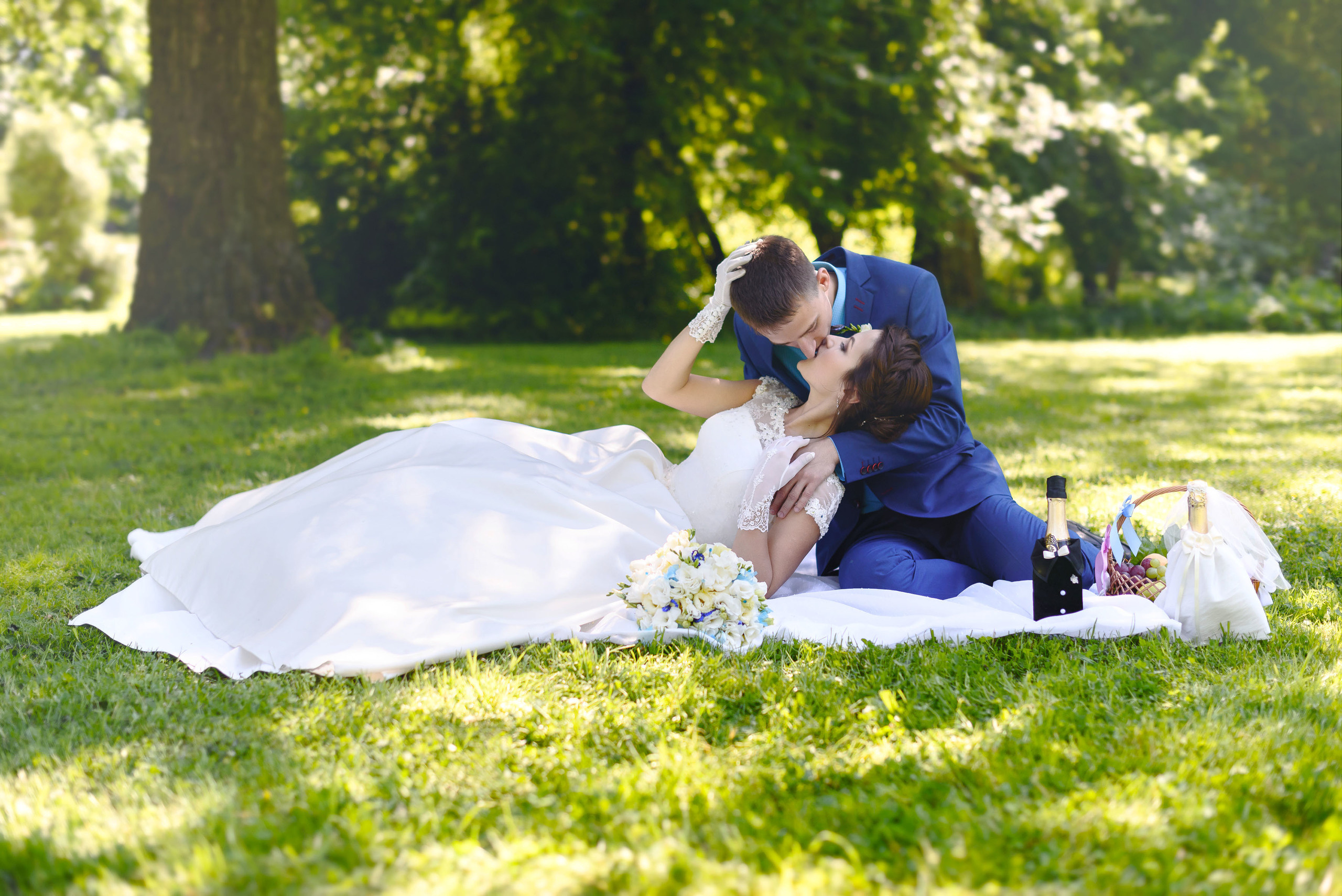 Пикник на свадьбе. Свадебный фотограф Наталья Немцева в Санкт-Петербурге