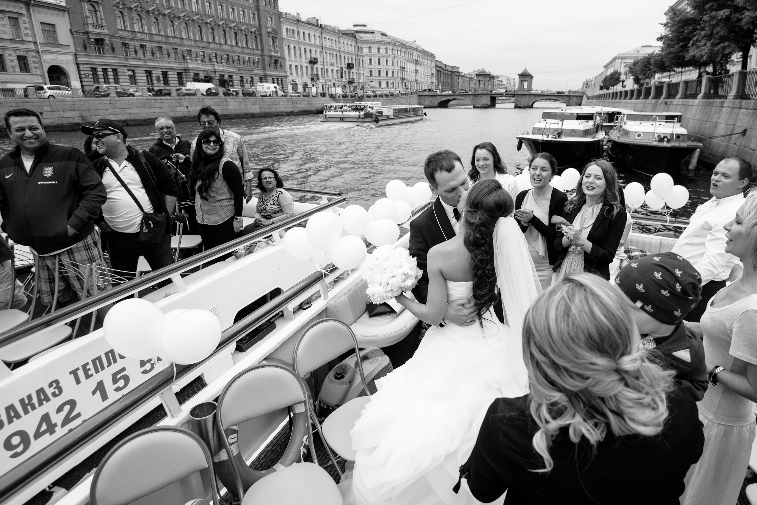 Свадьба   и фотограф на теплоходе. Свадебный фотограф Наталья Немцева в Санкт-Петербурге