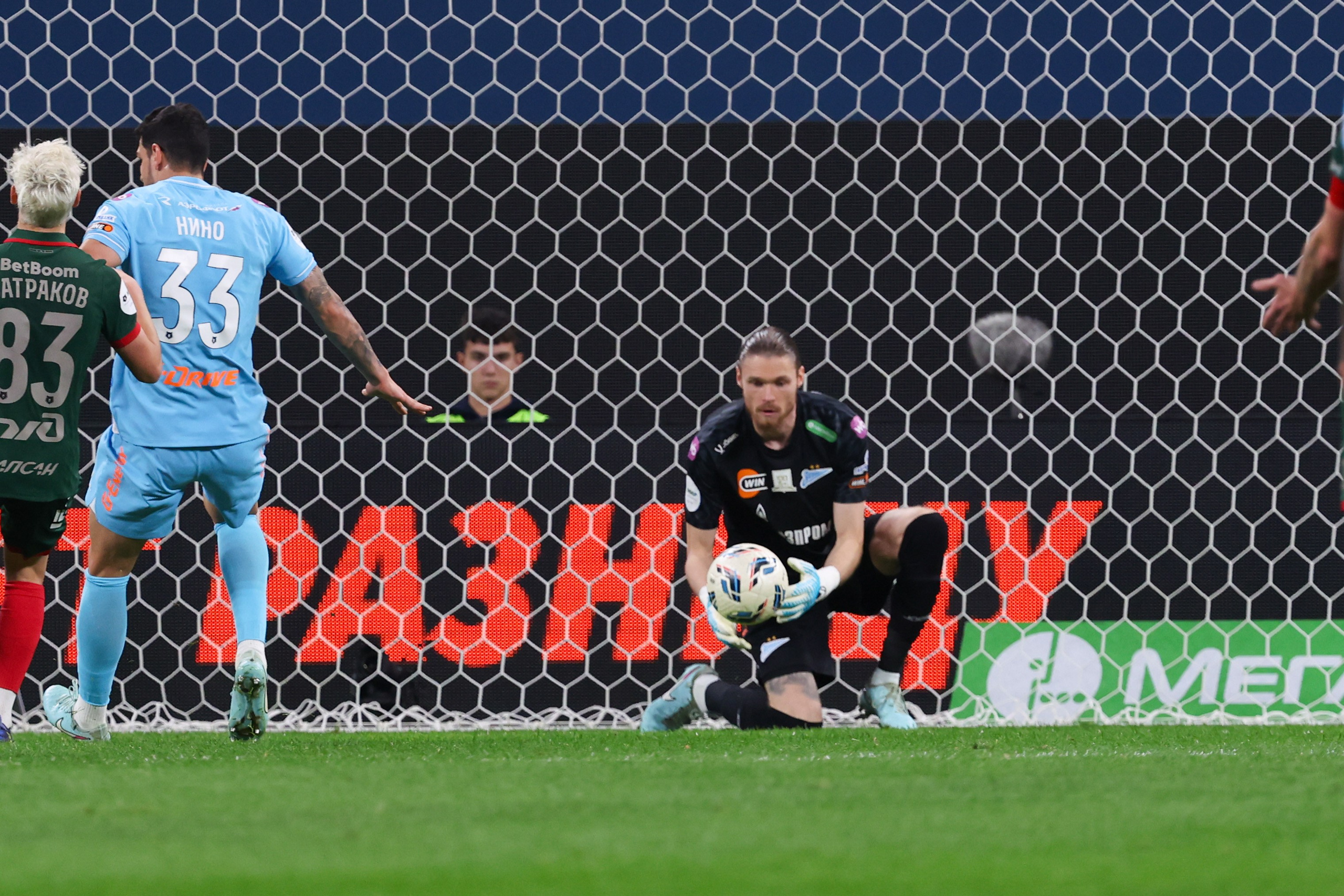 ФК «Зенит» — ФК «Локомотив» 14 тур РПЛ 01.11.2025. Спортивный и репортажный фотограф Антон Тереханов