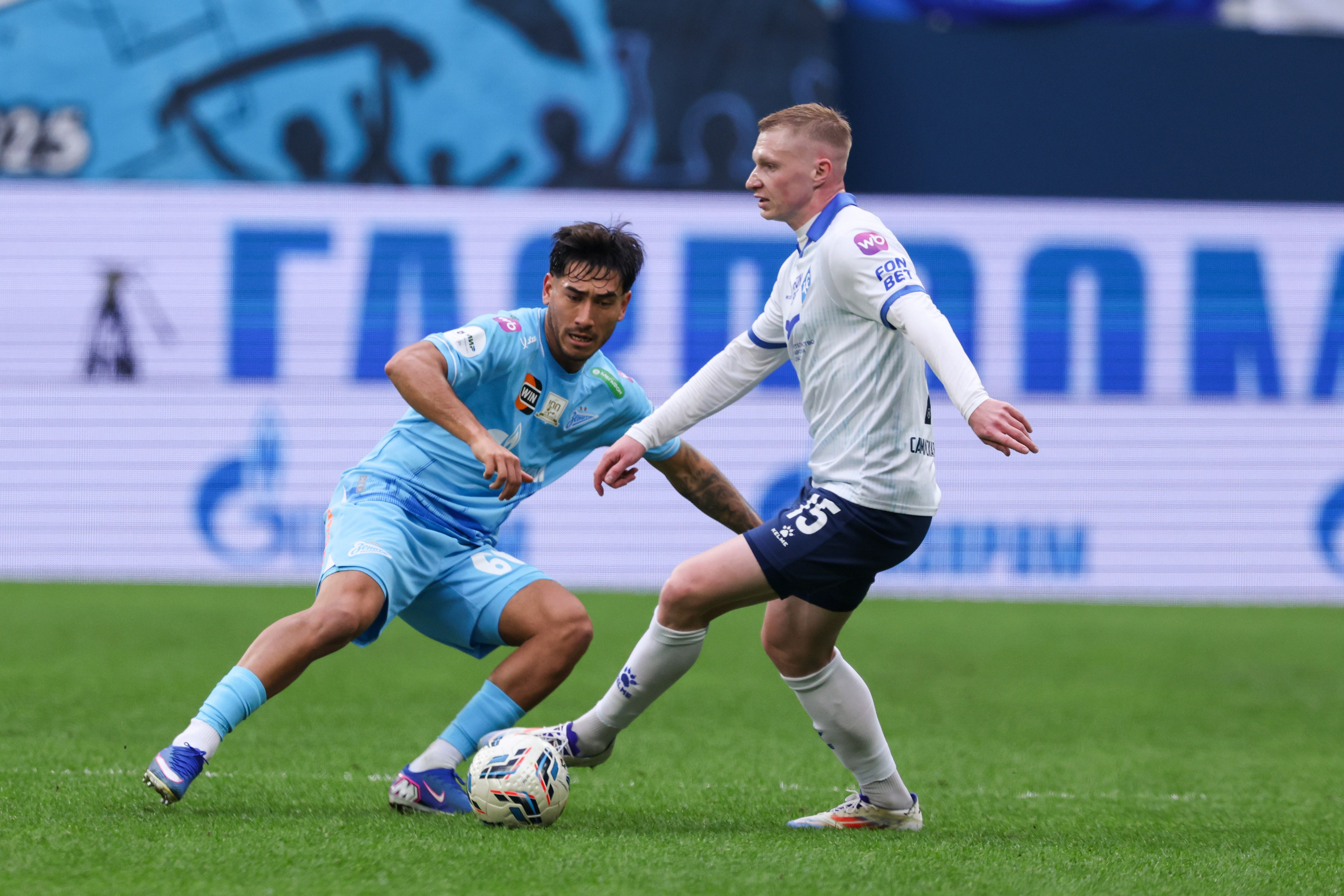 ФК «Зенит» — ФК «Крылья советов». Спортивный и репортажный фотограф Антон Тереханов