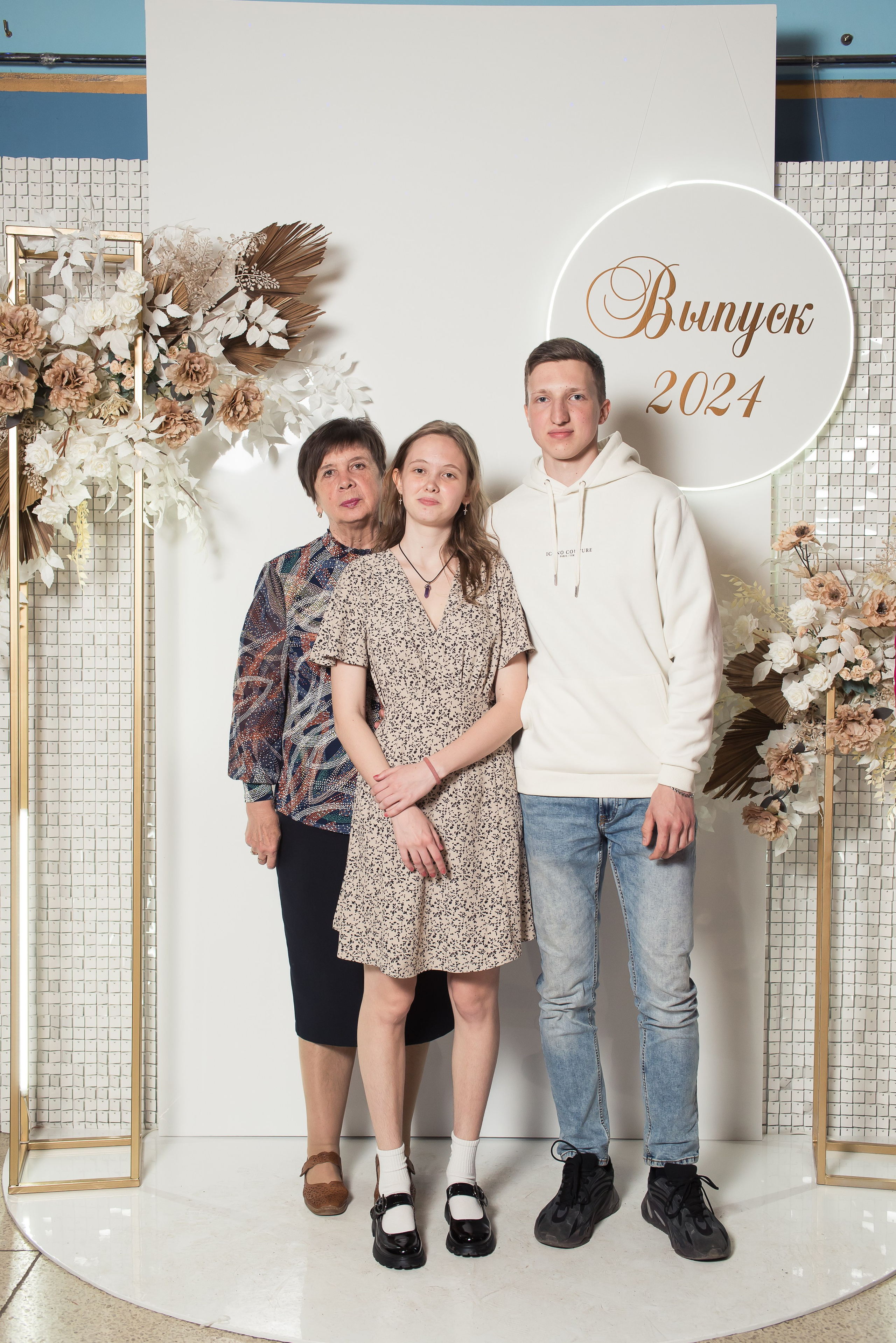 Выпуск 2024 Гимназия 1 Последний звонок. Семейный и свадебный фотограф в Кемерово Кривцов Алексей