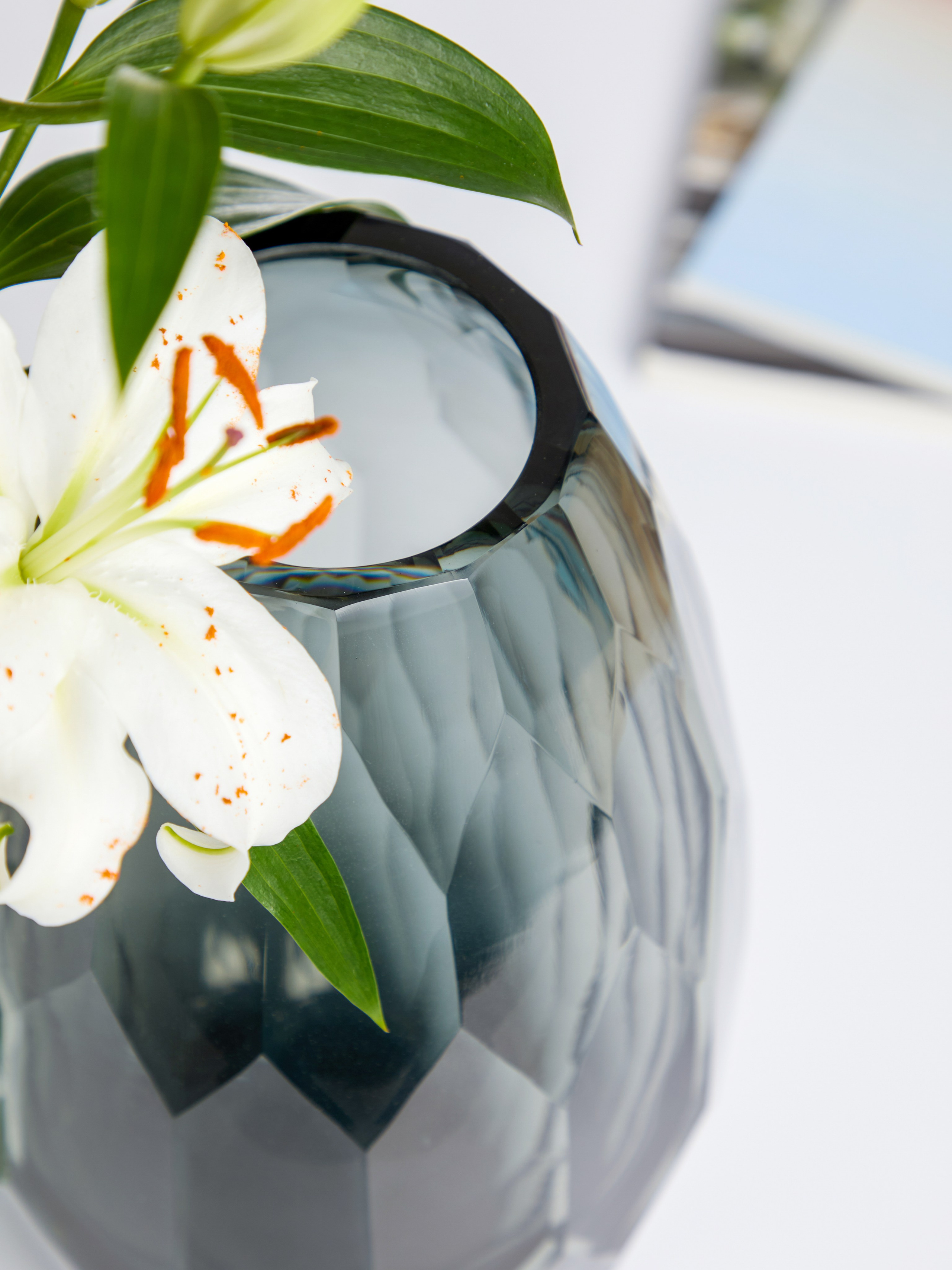 Вазы и конфетницы. Сайт о предметной, имиджевой и портретной фотографии, фотограф Фил Киреев