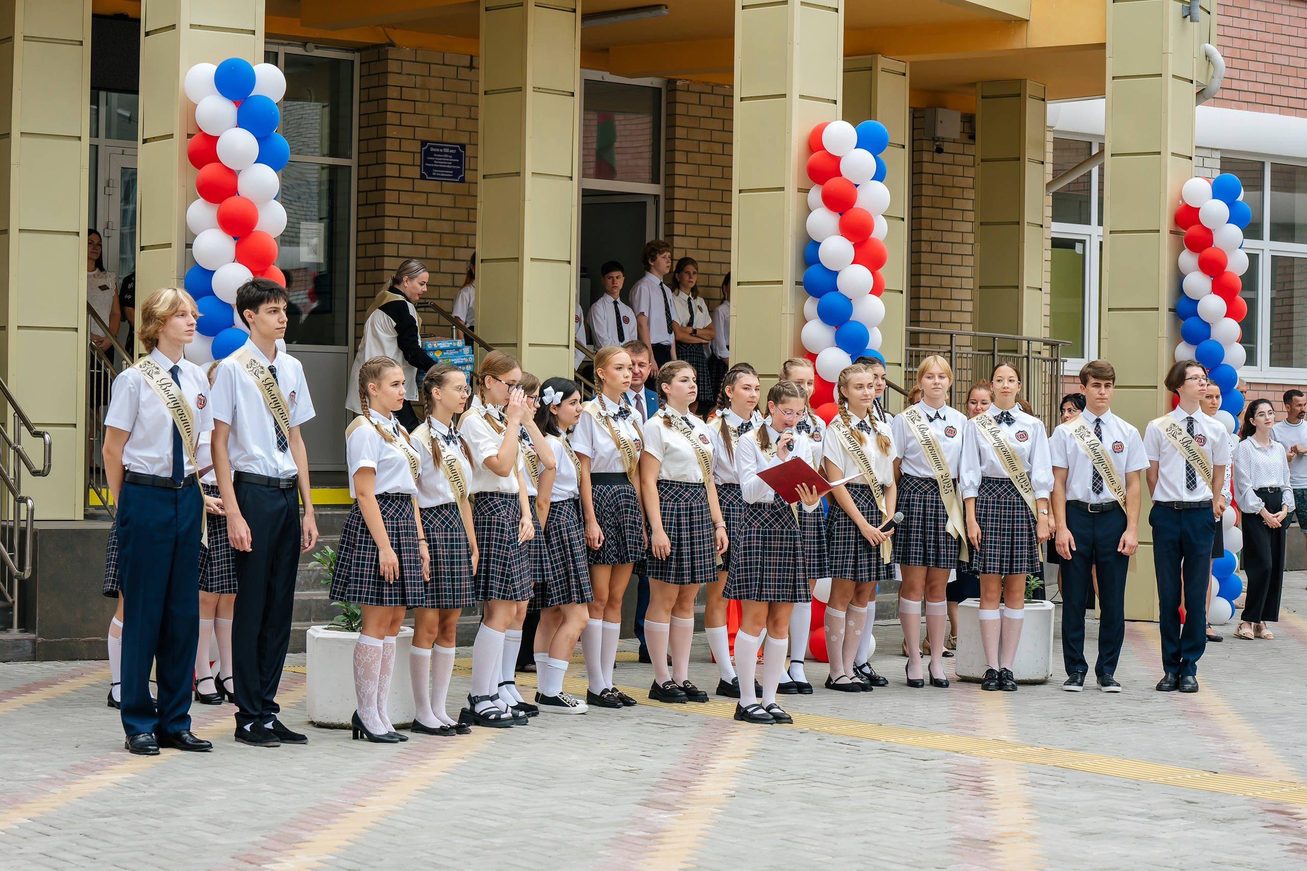 1 сентября. Выпускные альбомы, школьные фотосессии в городе Новороссийске