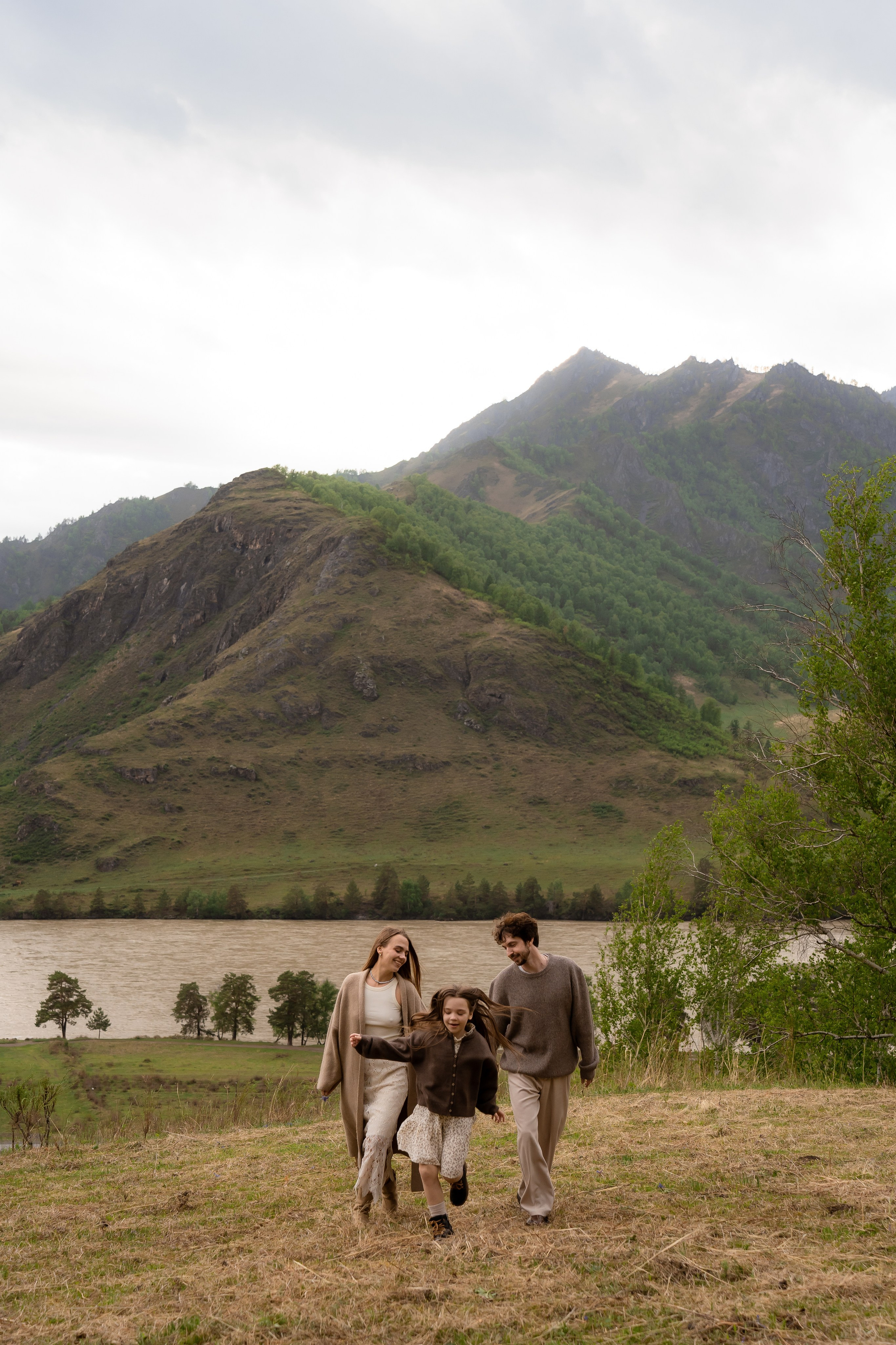 Сережа, Надя, Аня, Арсений. Свадебный фотограф в Воронеже Дарья Володарская