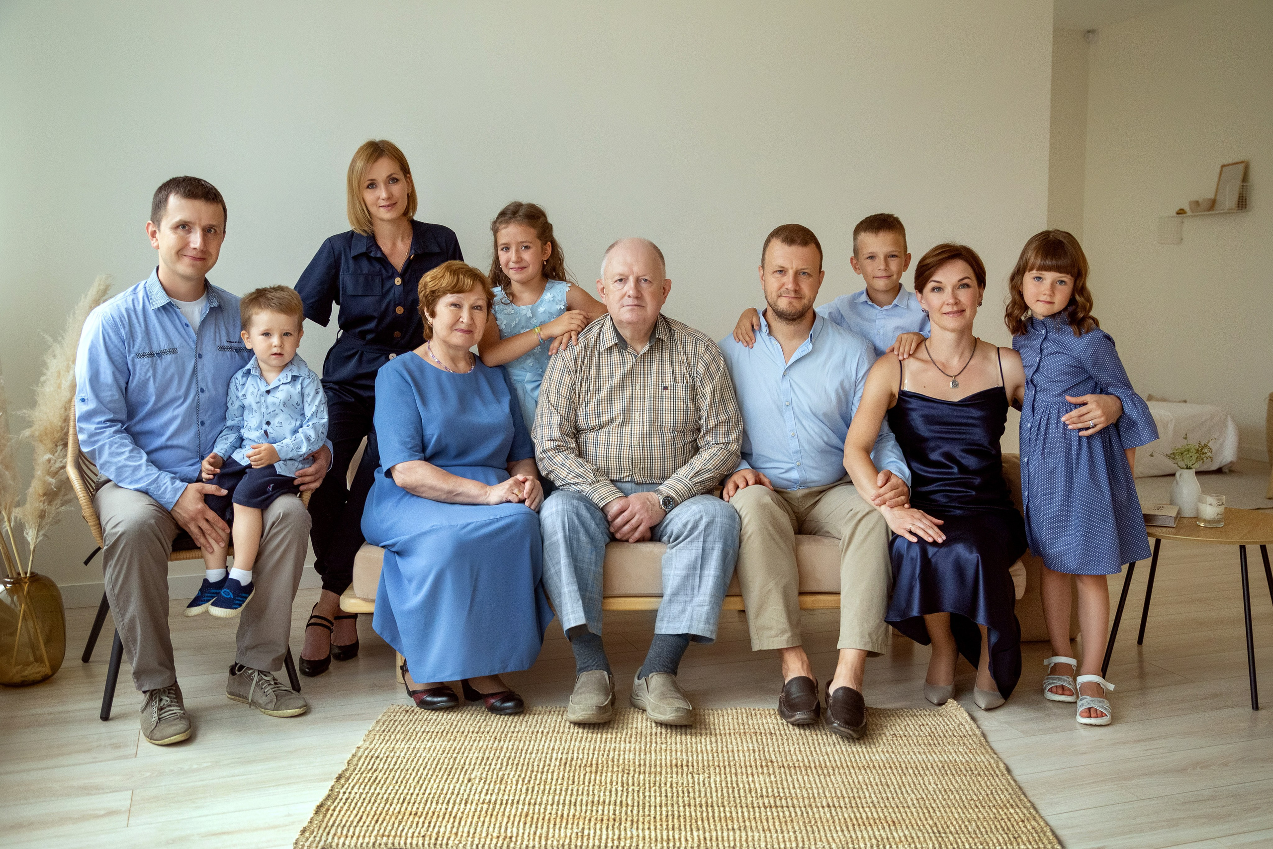 Семейная фотосессия в студии. Семейный фотограф Ульяна Вдовкина г. Екатеринбург