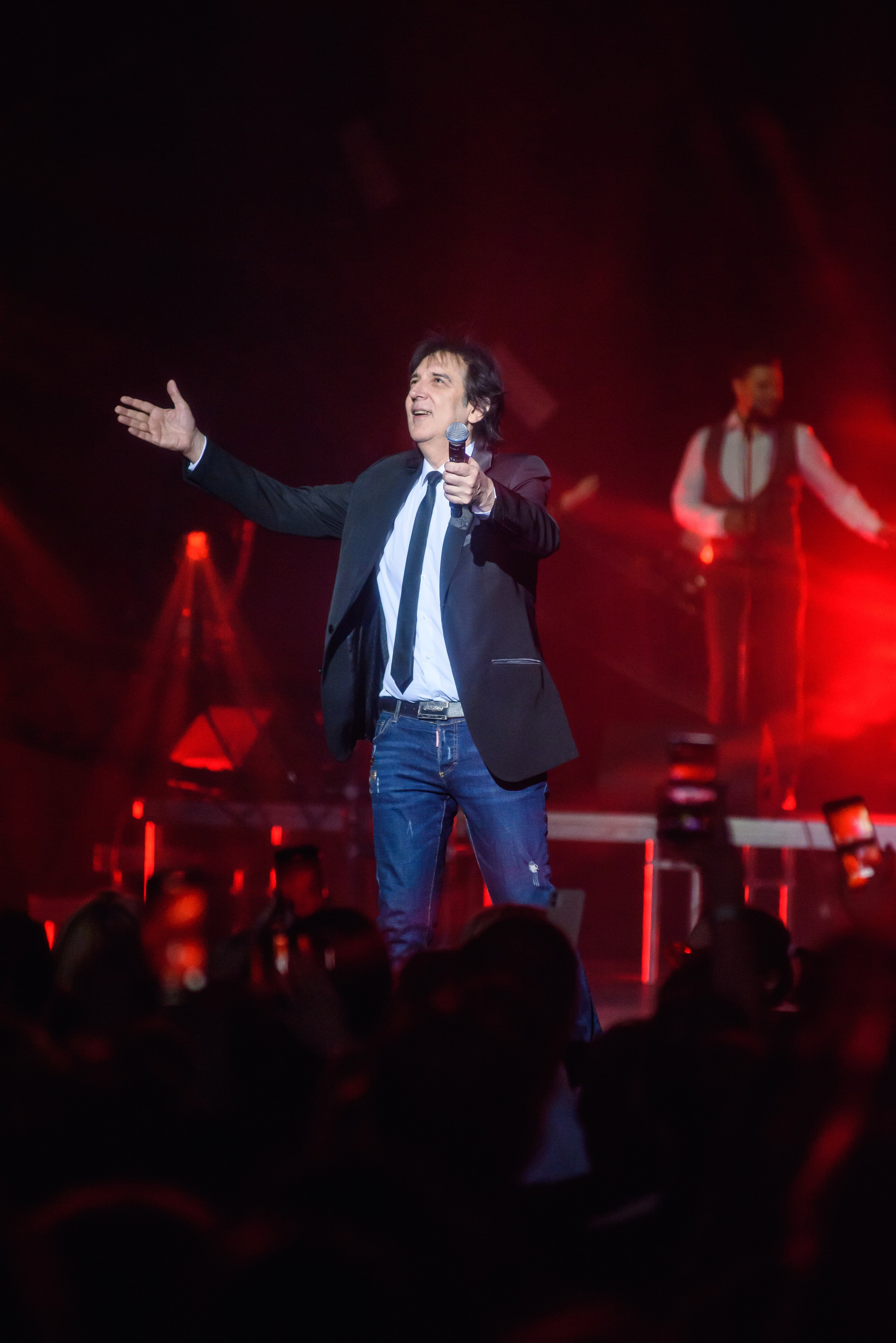 Дискотека 80-90-2000х — «Имена на все времена», Крокус Сити Холл. Бренд-фотограф для экспертов и блогеров в Москве Влада Горбовская