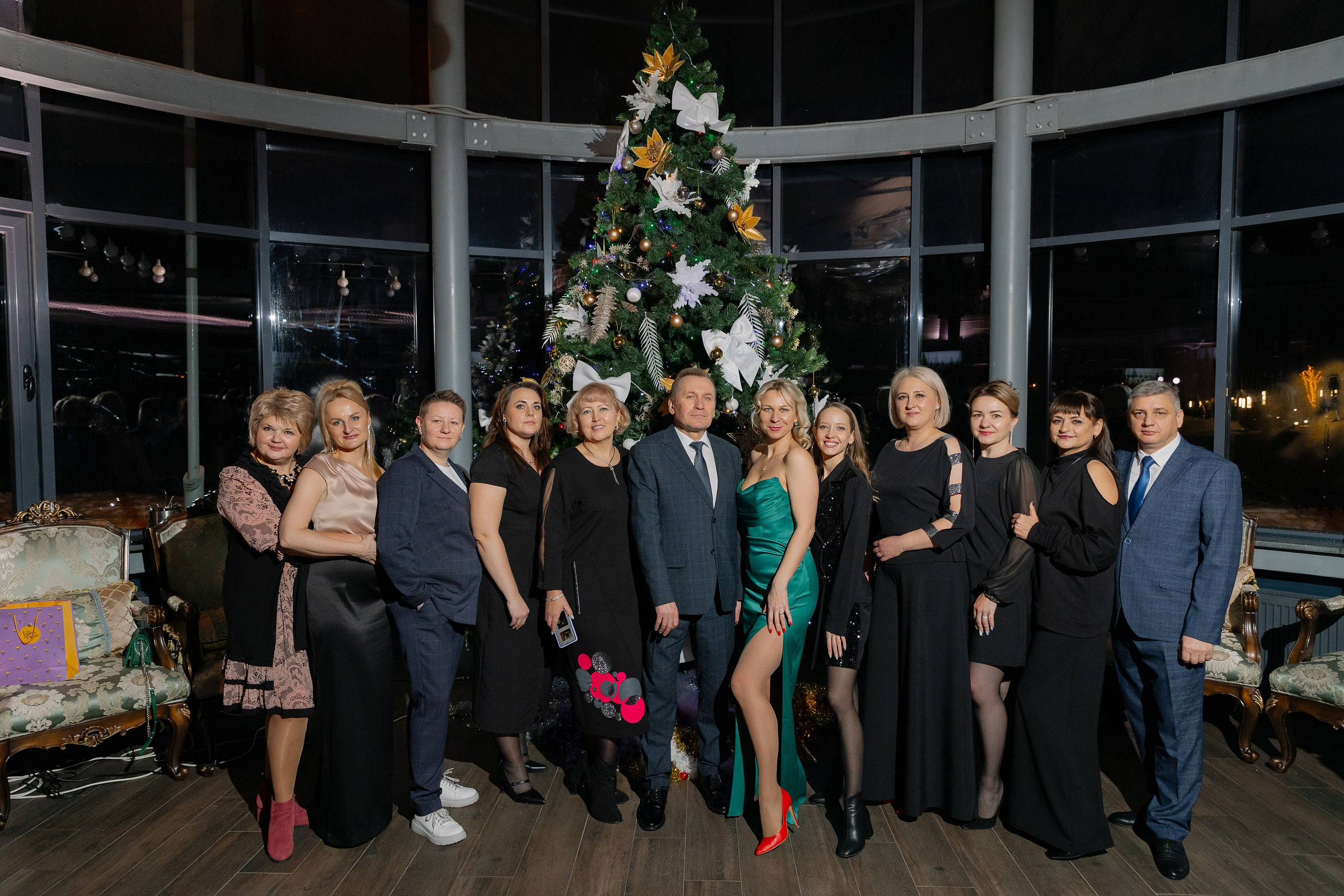 Корпоративная новогодняя фотосъемка для BELARUSBANK в Ресторане «Урарту». Свадебный фотограф в Минске/Беларуси Сергей Спиридонов
