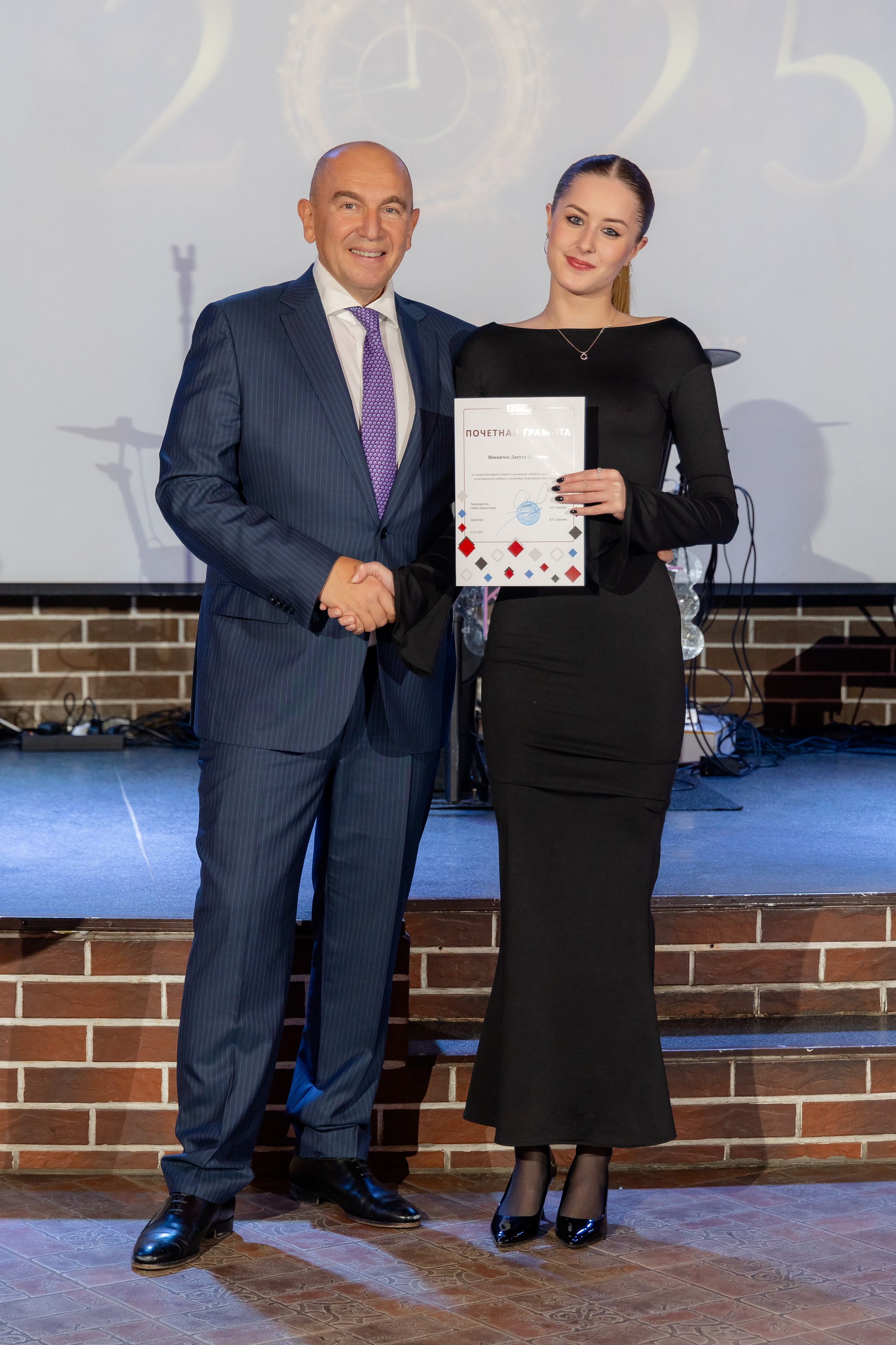 Корпоративная новогодняя съемка для логистической компании ИТА. Свадебный фотограф в Минске/Беларуси Сергей Спиридонов