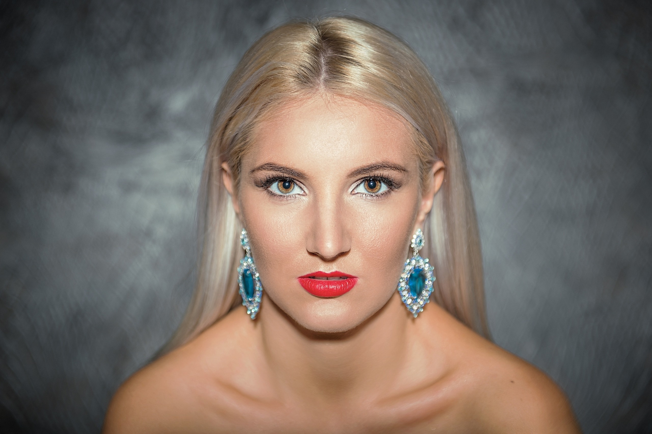 Портрет девушки